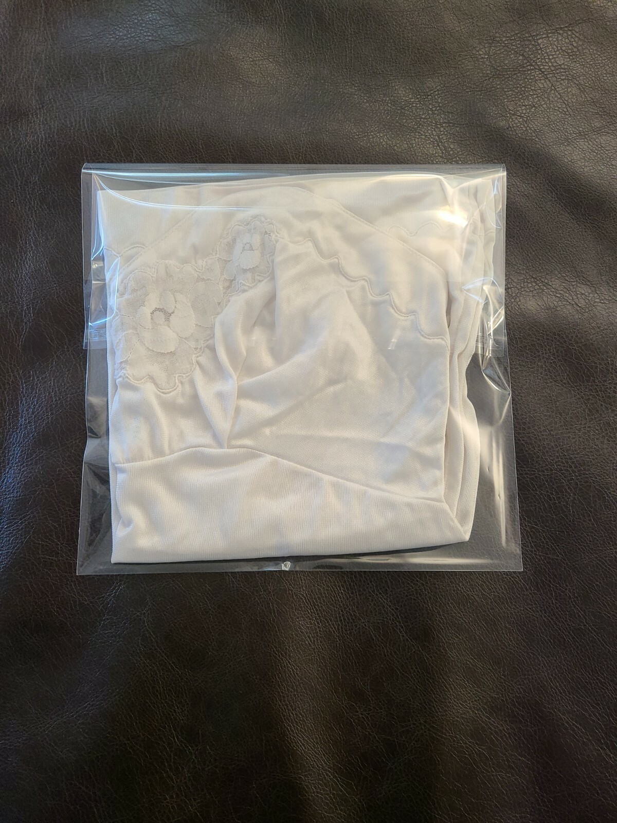 Vintage Camisole Lingerie By Vincent Nylon Adjustable Strap White Sz Medium