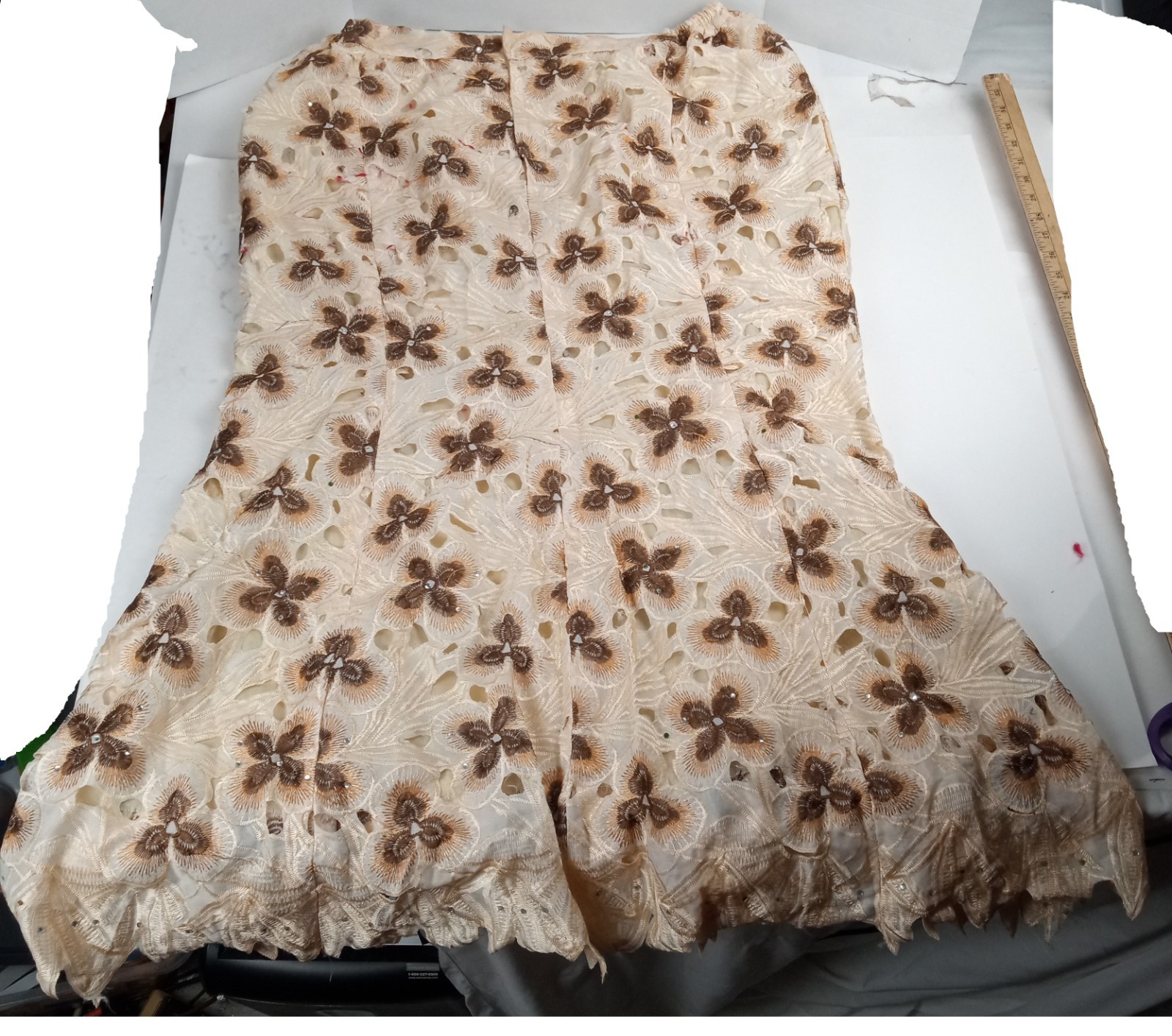 Vintage Floral Embroidered Lace Maxi Skirt 1X 2X Beige Brown Panel Flare 18×40″