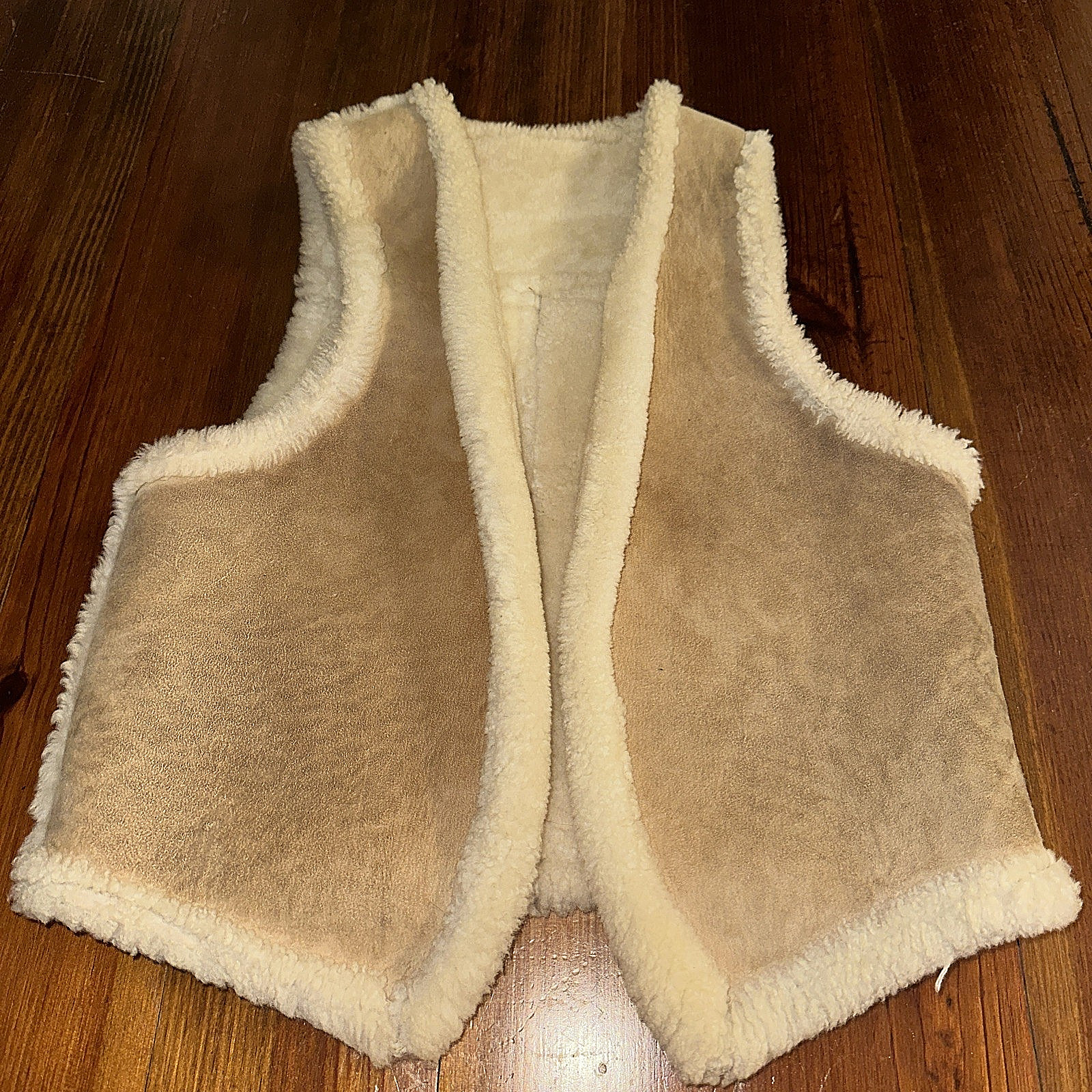 Vintage Sheepskin Women’s Vest Open Size Medium Reversible