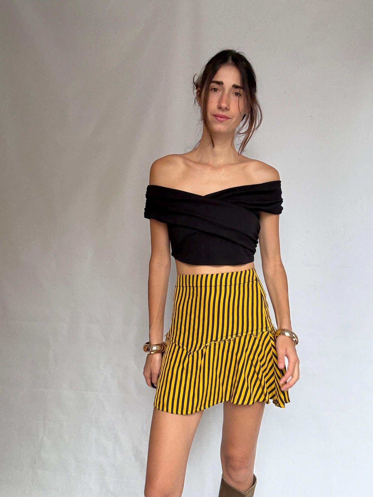 Vintage playful black and yellow striped skirt, high waist fit, asymmetrical hem