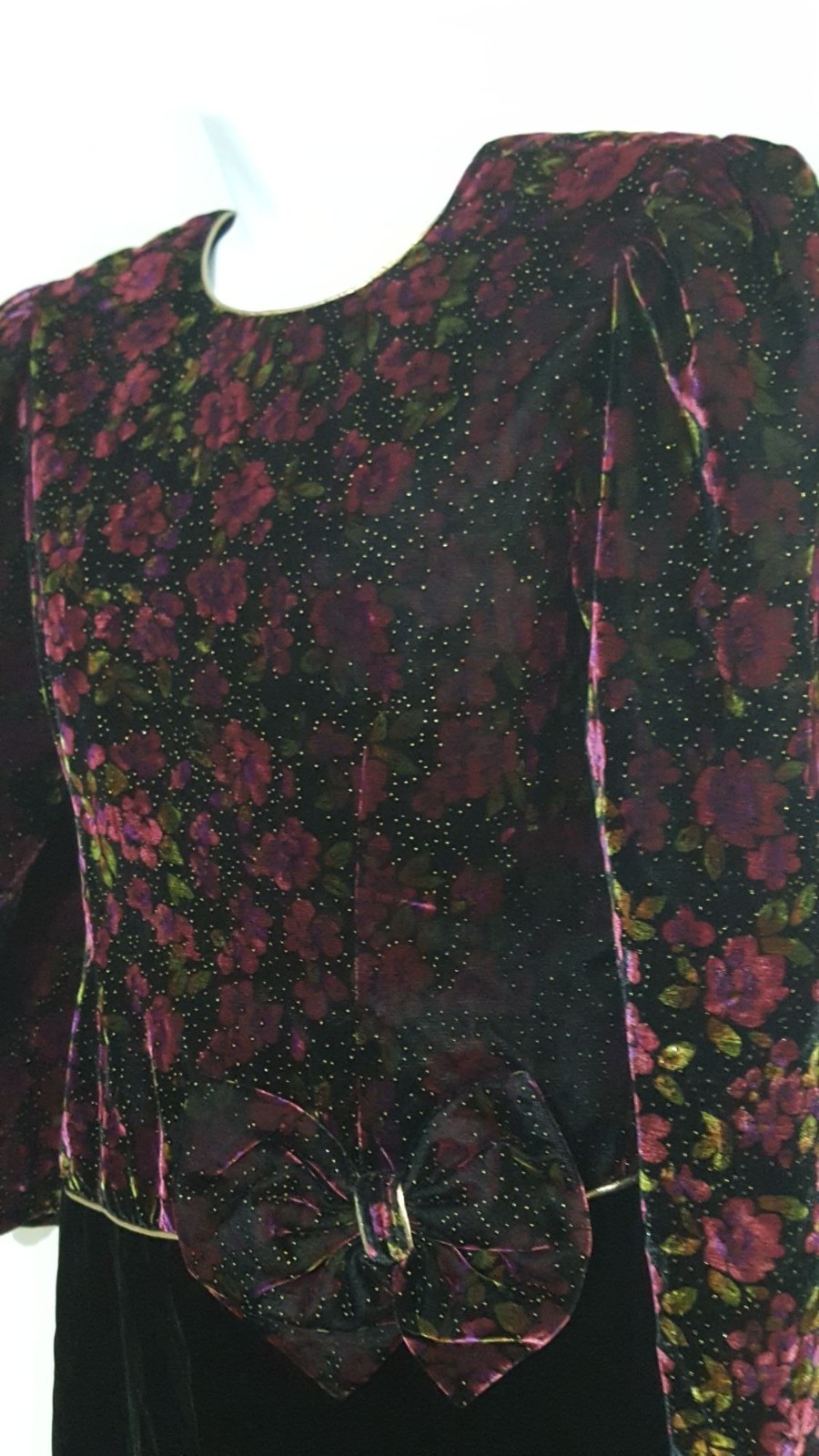 Vintage 80s dress velvet beaded Lisa Michael’s petite 8 floral strong shoulder