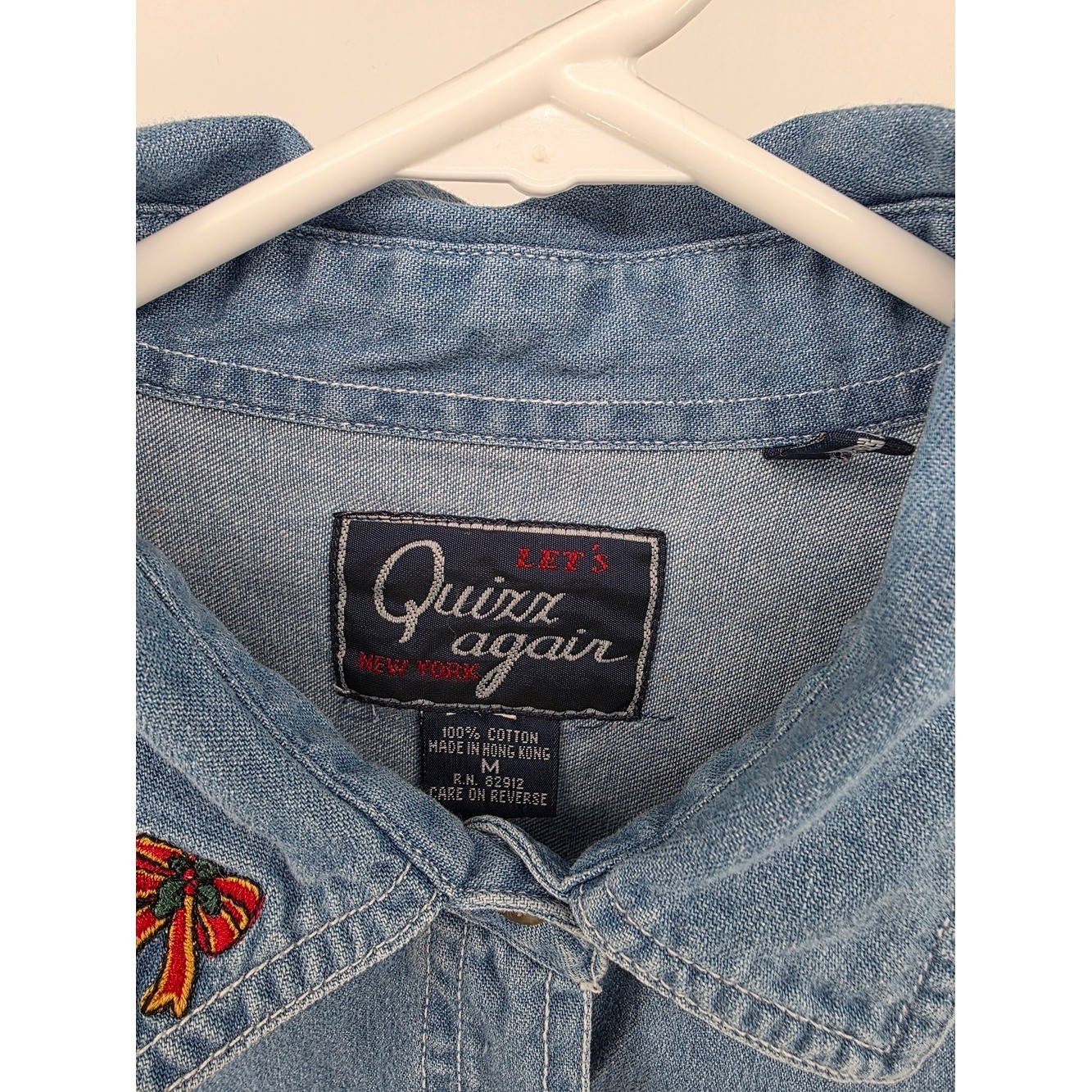 Let’s Quizz Again Vintage Snowman Embroidered Denim Shirt Medium Wash Blue M