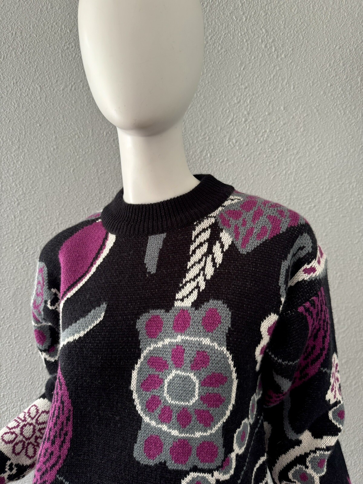 Vintage 80s Black Wool Funky CERVELLE Crew Tunic Sweater Top S
