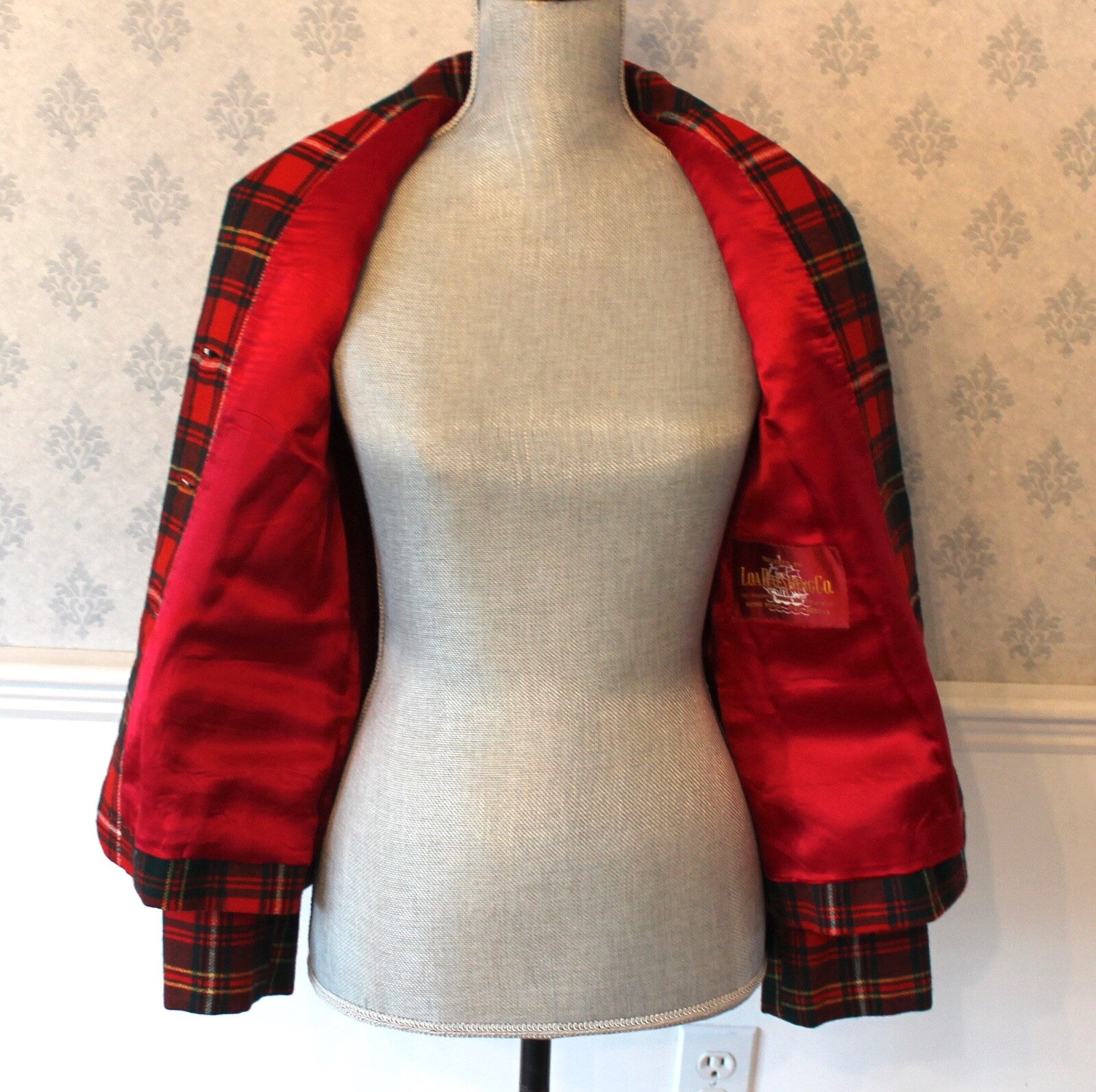 Vintage Red, Green and Yellow Plaid Wool Women’s Tailored Hong Kong Jacket