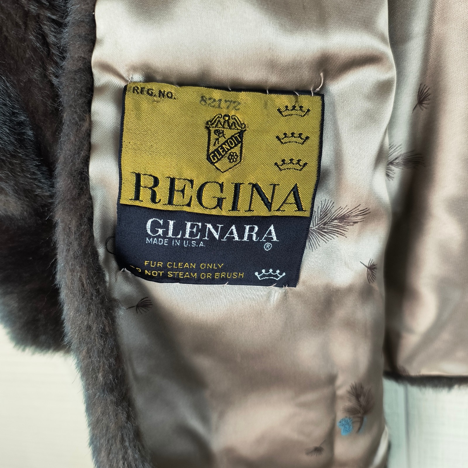 Vintage 60s Regina Glenara by Glenoit Faux Fur Capelet Cape Stole Made in USA
