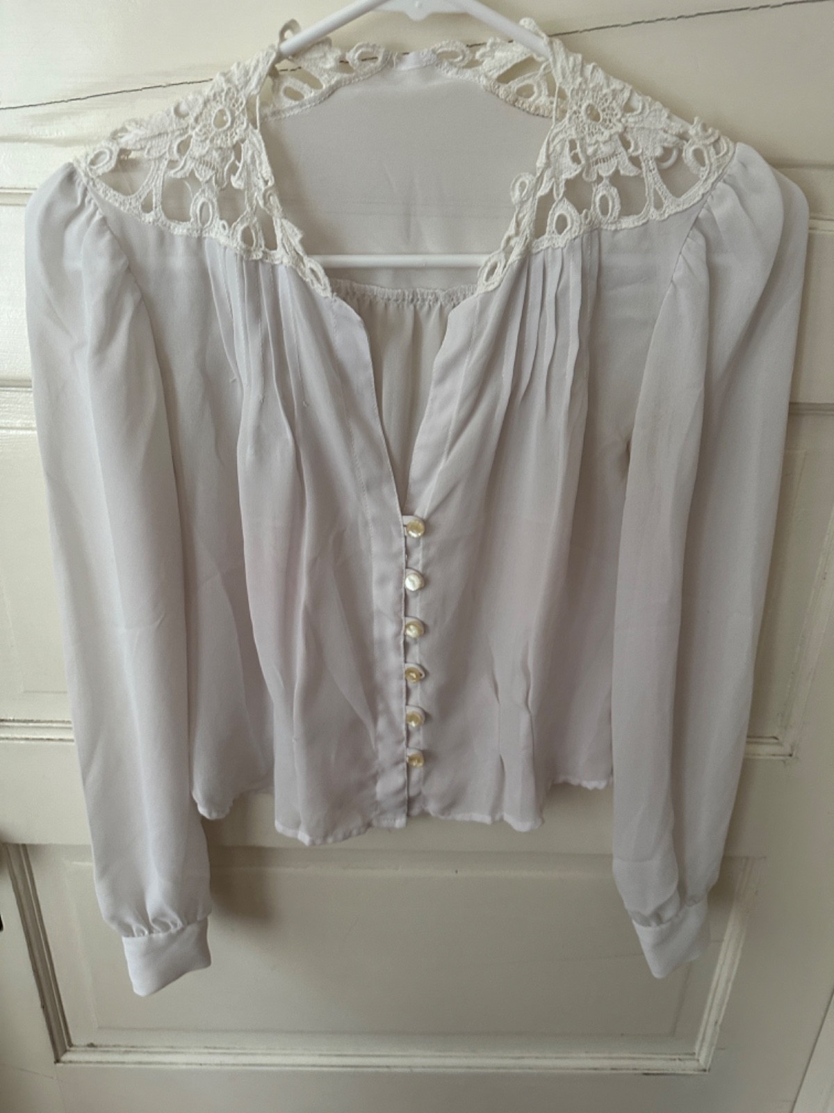 Vintage 70’s Boho Lace Yoke Patchwork Long Cuff Sleeve White Button Up Blouse