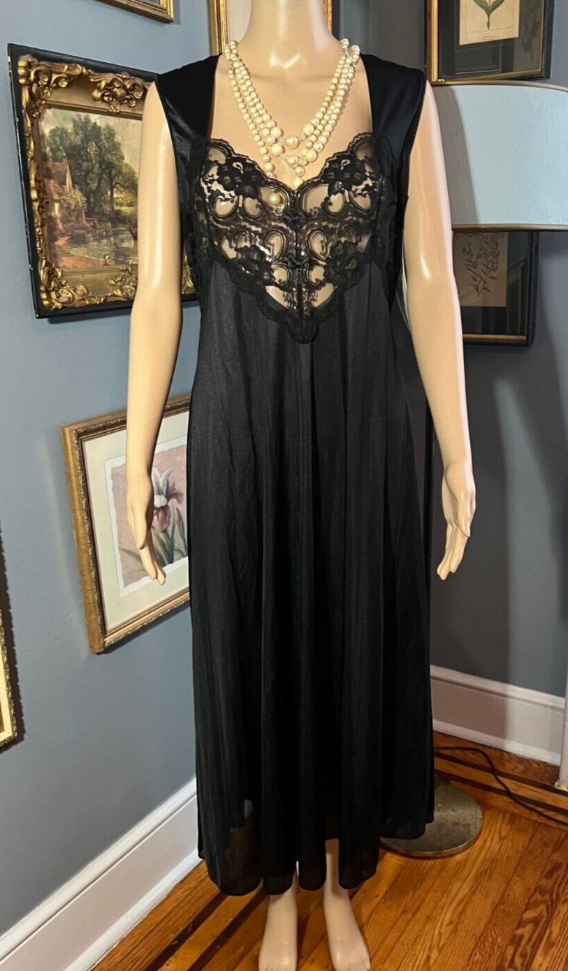 Vintage Nightgown Soft Moments New York Large NWT Black