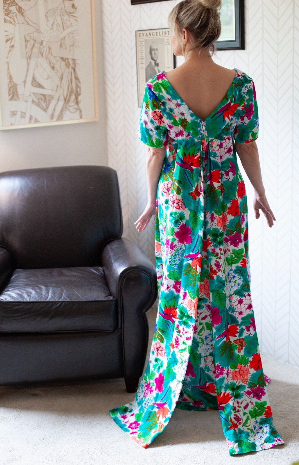 70s Vintage Hawaiian Tropical White Lotus Pink Green Floral Full Length Gown