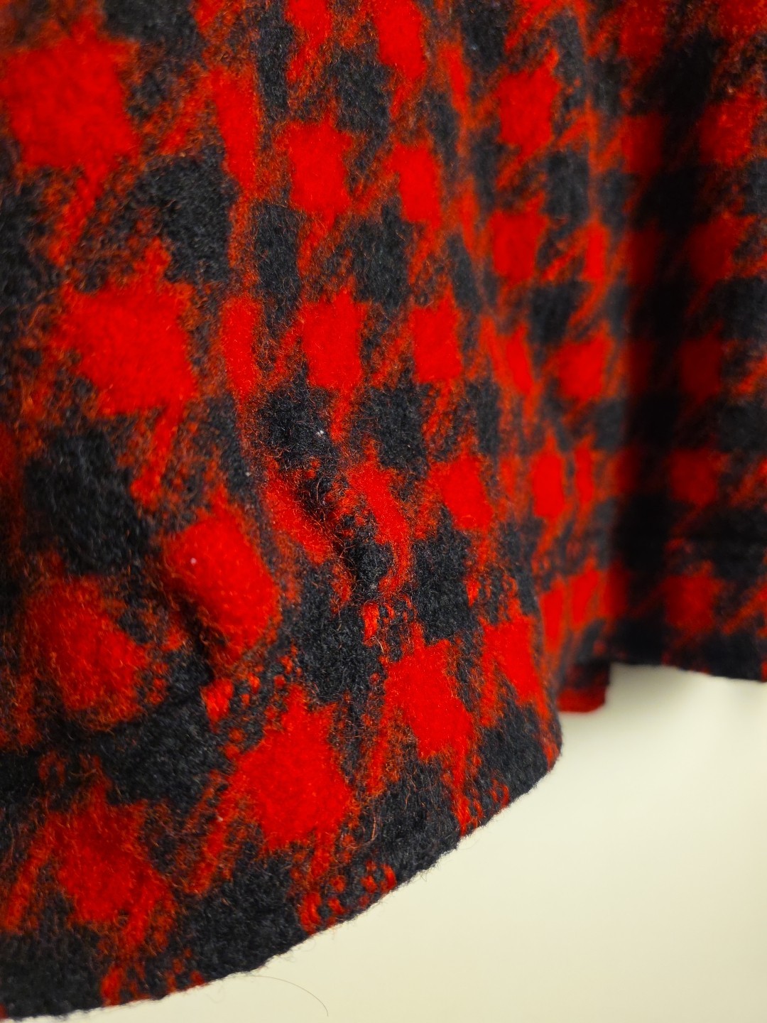 Vintage Pendleton Houndstooth Coat 1950s Button Up Black & Red Women’s Petite