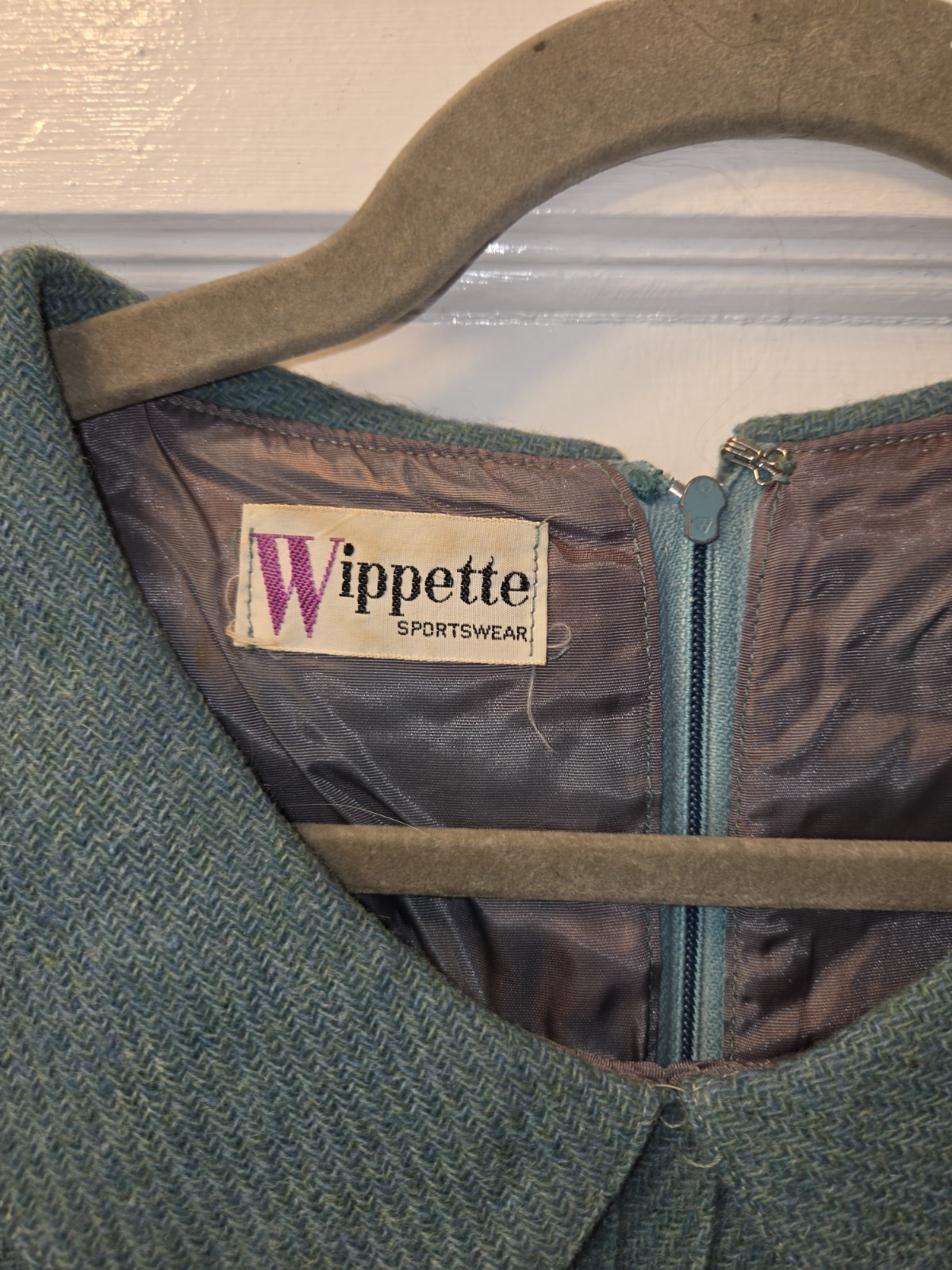 True Vintage Wippette 60’s Turquoise Mod Shift Dress. Peter Pan Collar Wool