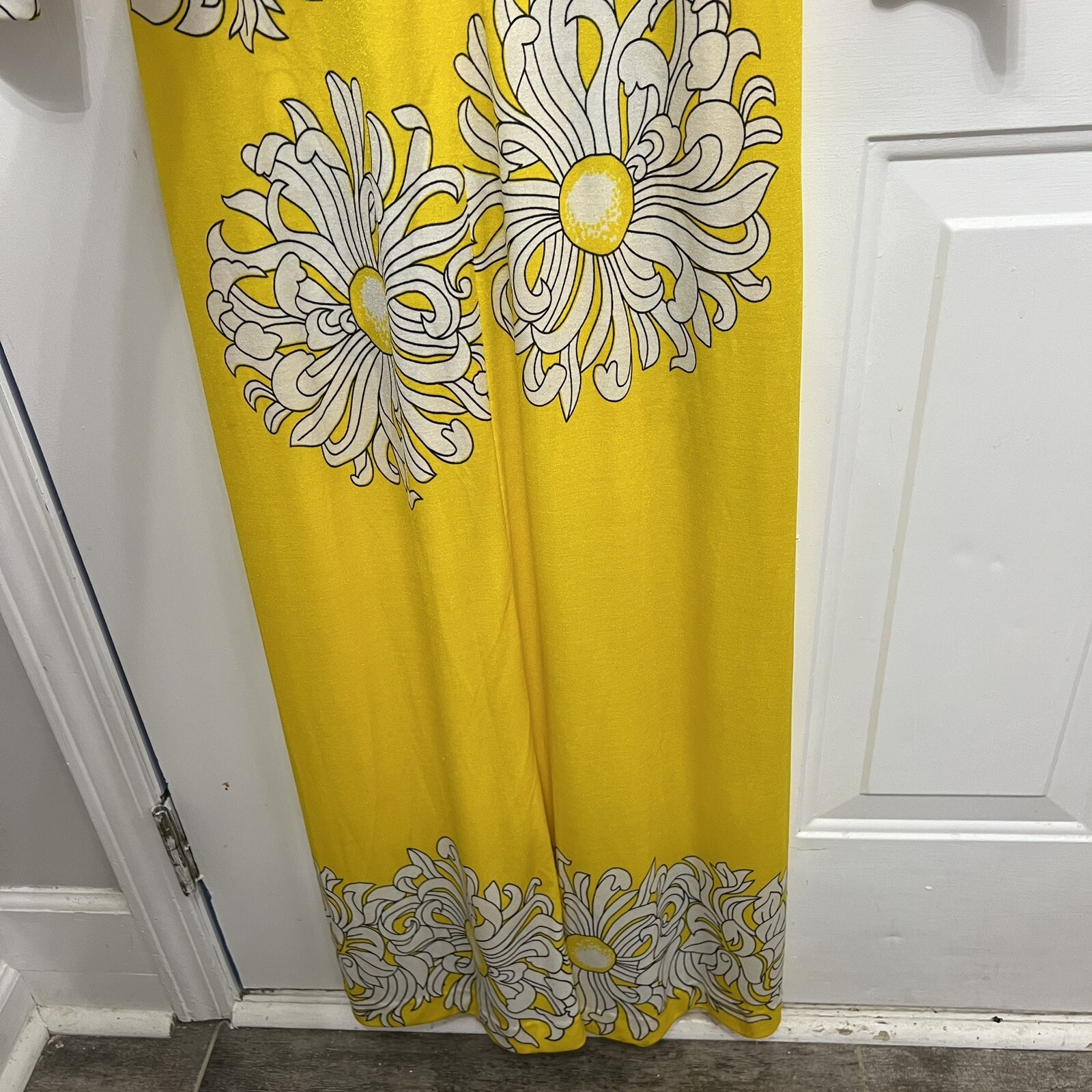 Mr. Dino Golden Door Vintage Maxi Dress Floral Yellow Women’s Size 8 **READ**