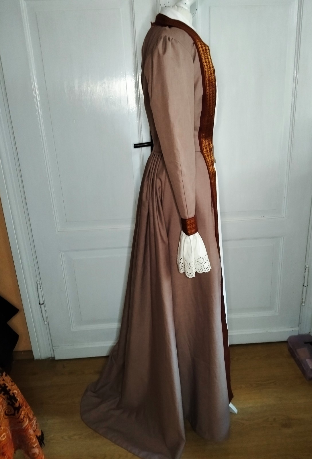 edwardian style dressing gown antique like Victorian reenactment