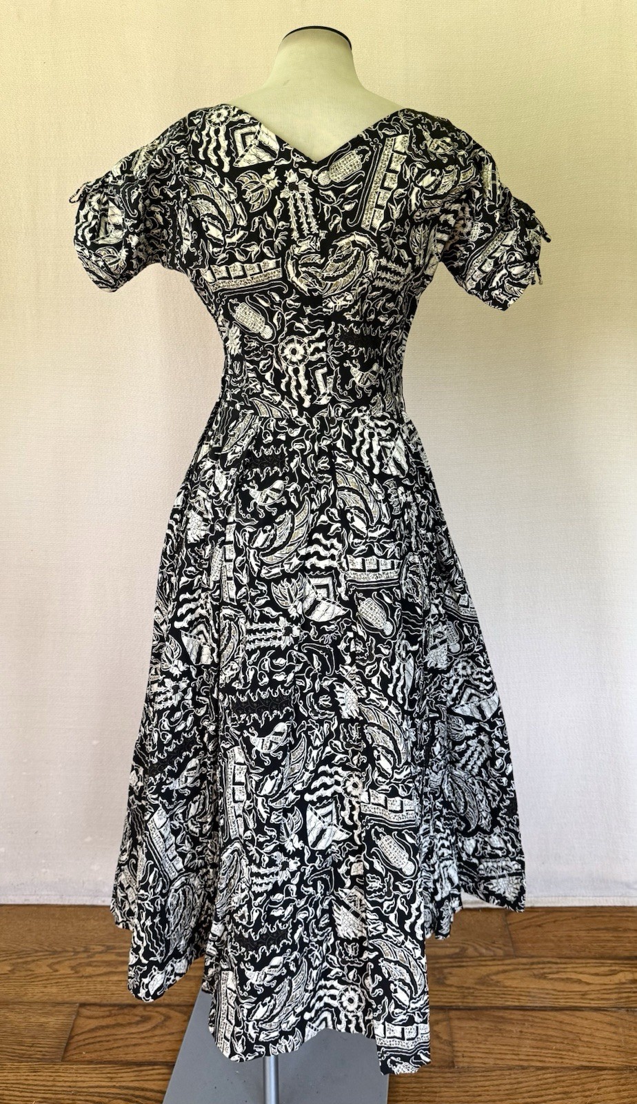 Vintage Sandra Sage 1950s Dress With Matching Shawl Black Ivory 34 M Rockabilly