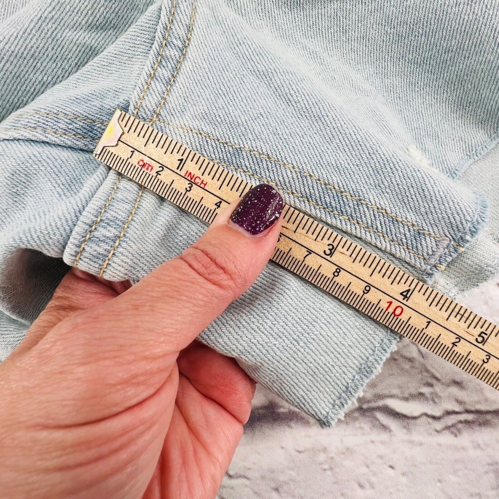 NEW Hollister Mom 3″ Short plus Size 21/35 Light Wash Ultra High Rise Vintage