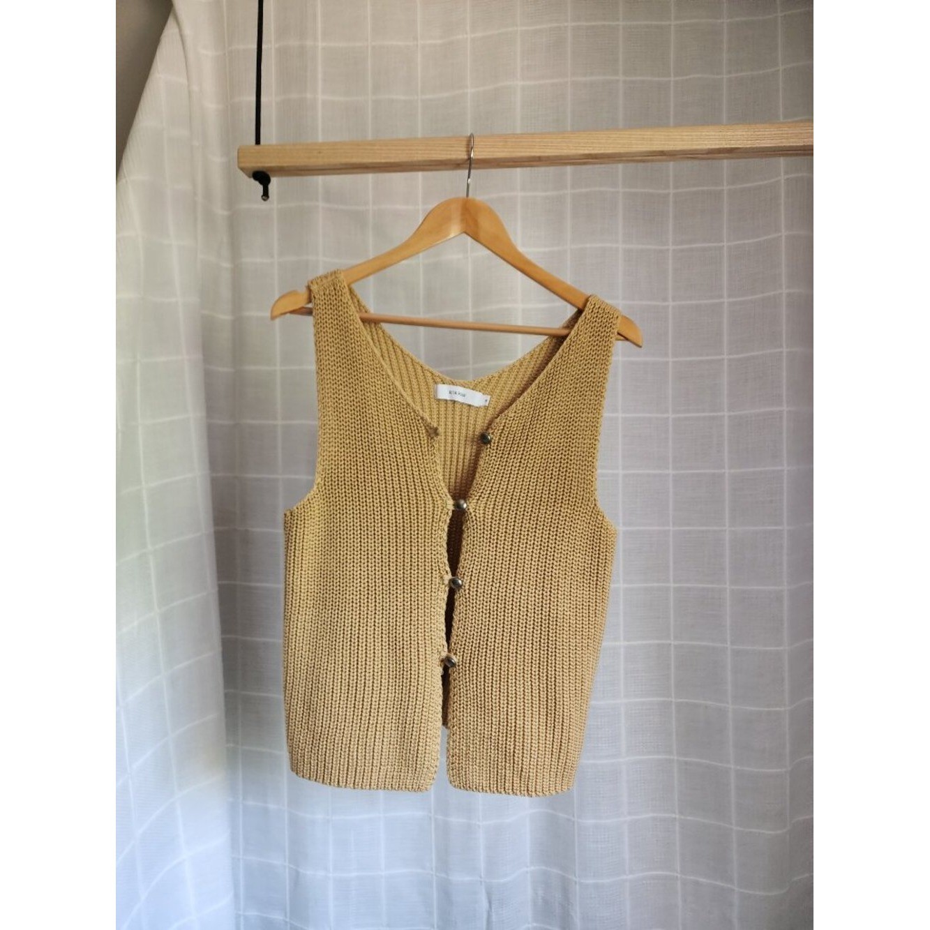 RITA ROW Chunky Knit Button Front Sweater Vest Mustard Yellow Size M