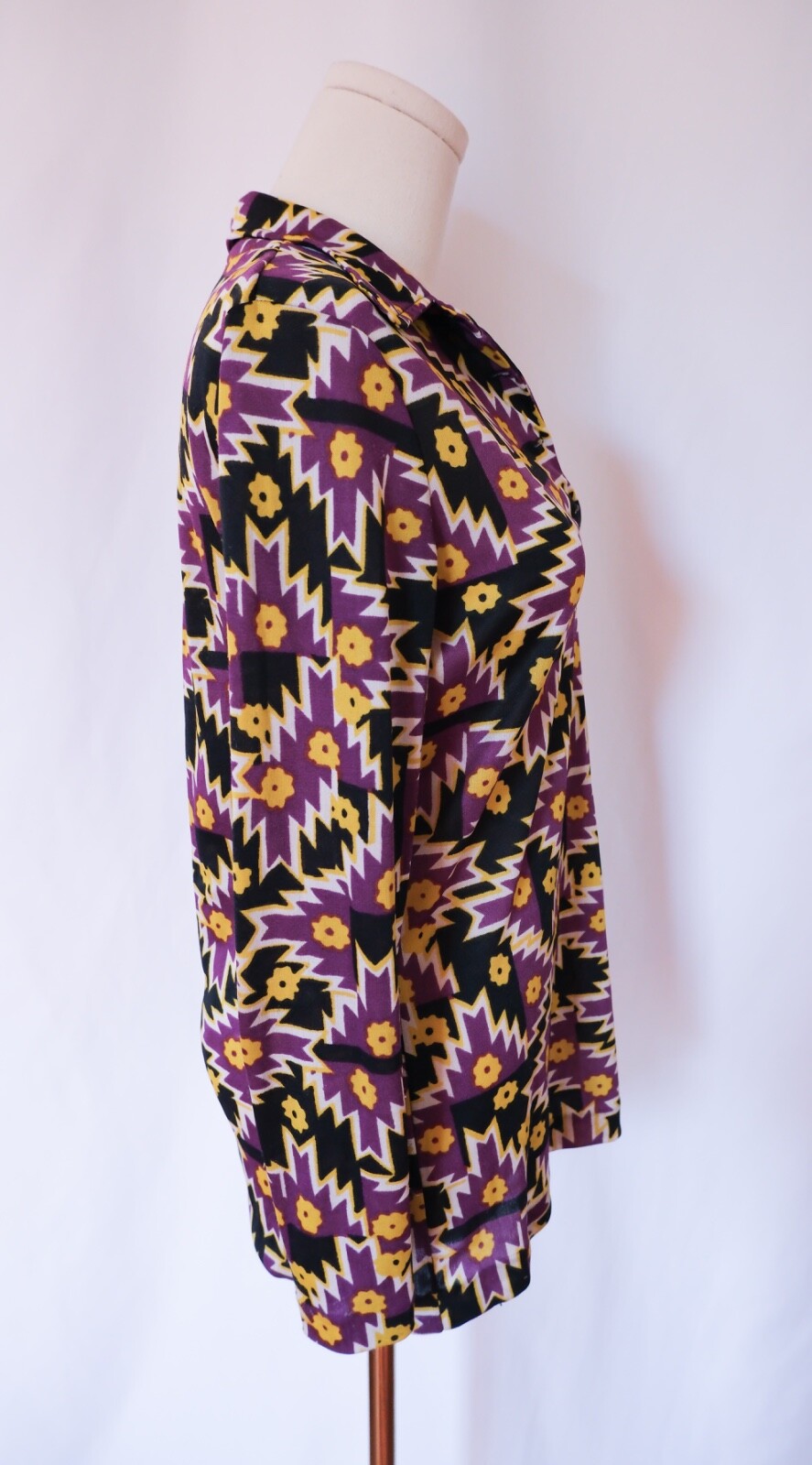 Vintage 70s Lightning Bolt Daisy Print Top Long Sleeve Blouse Black Purple Yello