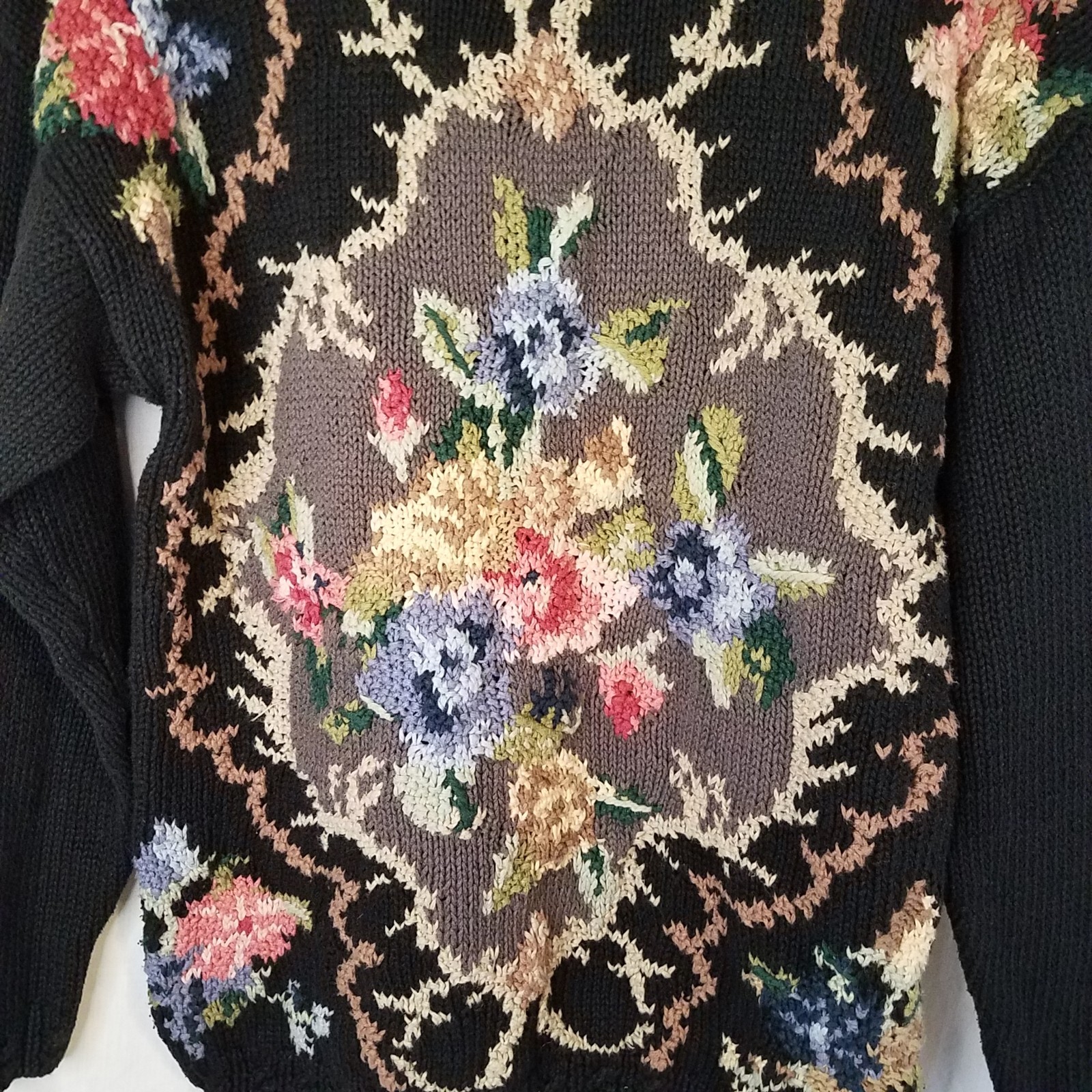 VTG Womens S Sweater Floral Flower Black Ramie Cotton Two Twenty 1990’s