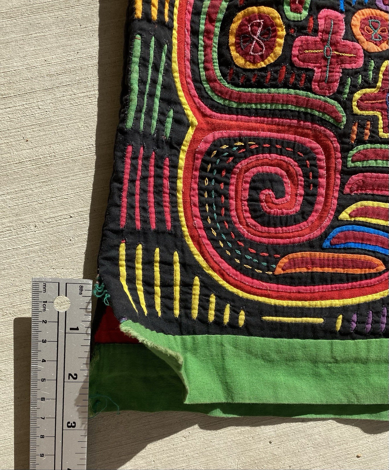 Vintage Kuna Mola Blouse Reverse Applique Winged Figure Panama Folk Art Top