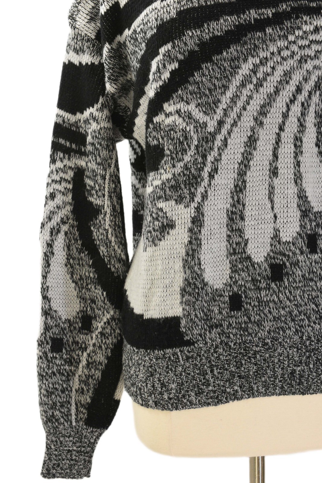 80s Vintage Art Deco Sweater Womens L Relaxed Fit Black White Heather Gray