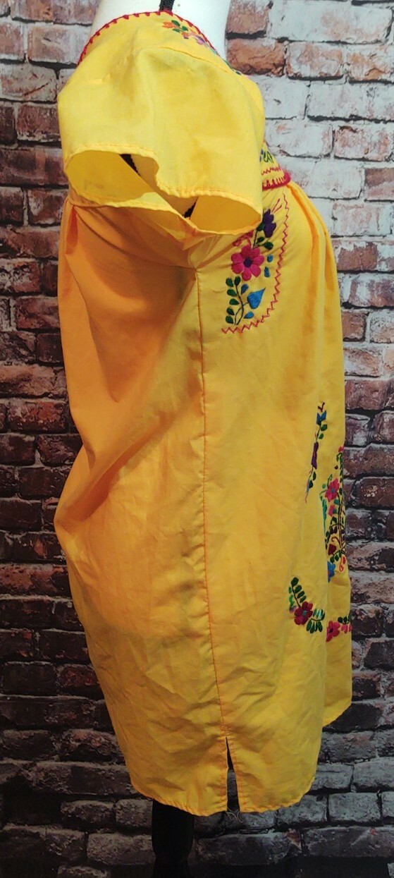 VINTAGE HANDMADE MULTICOLOR EMBROIDERED FLORAL HAWAIIAN DRESS OR SHIRT YELLOW