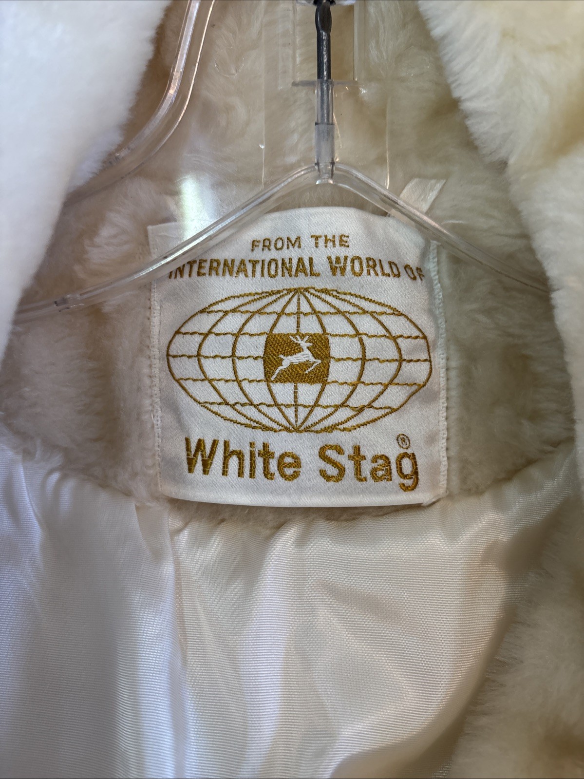 White Stag Coat Vintage 70’s Faux Fur Cream Buttons Collar Pockets Mint Size 14