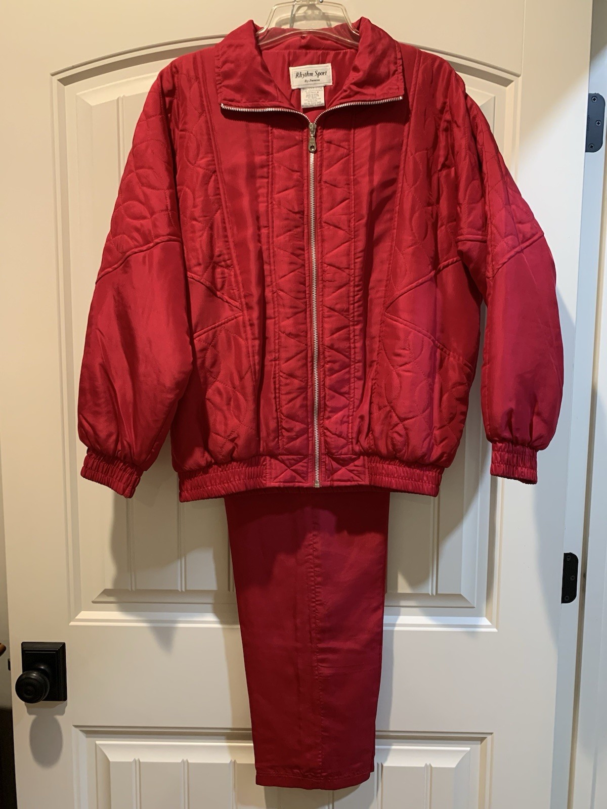 Janeve Rhythm Sport 2 Pc Windbreaker Track Suit Red Wine 100% Silk Sz M EUC!