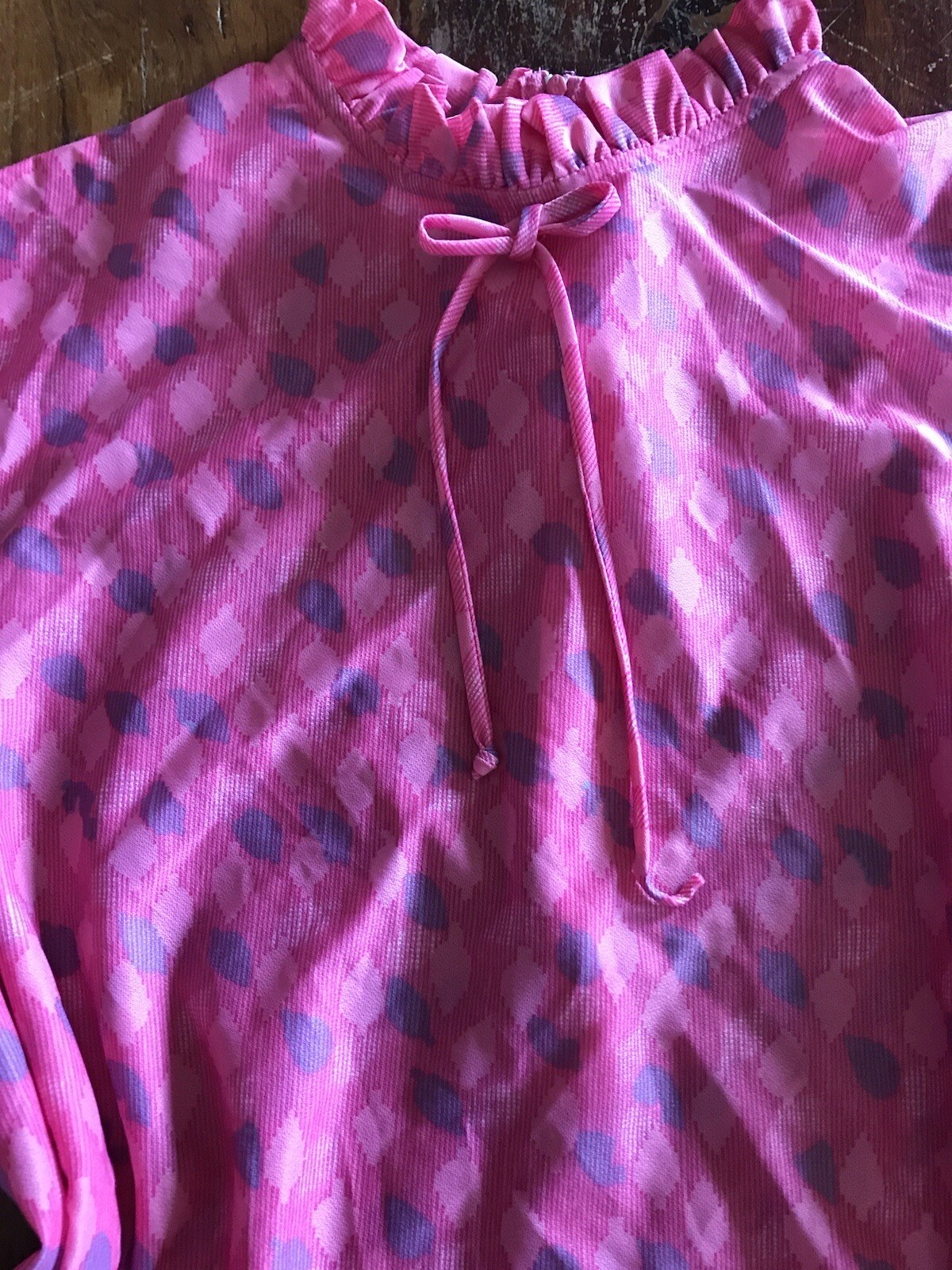 Vtg 70s pink periwinkle secretary blouse ruffle collar bow tie bright office