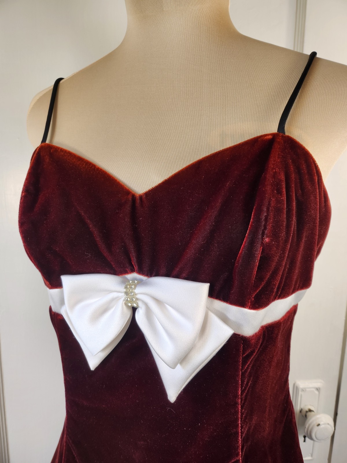 Vtg NWT 90s Y2K Empire Waist Bow Rhinestone Velvet Mini Dress Burgundy