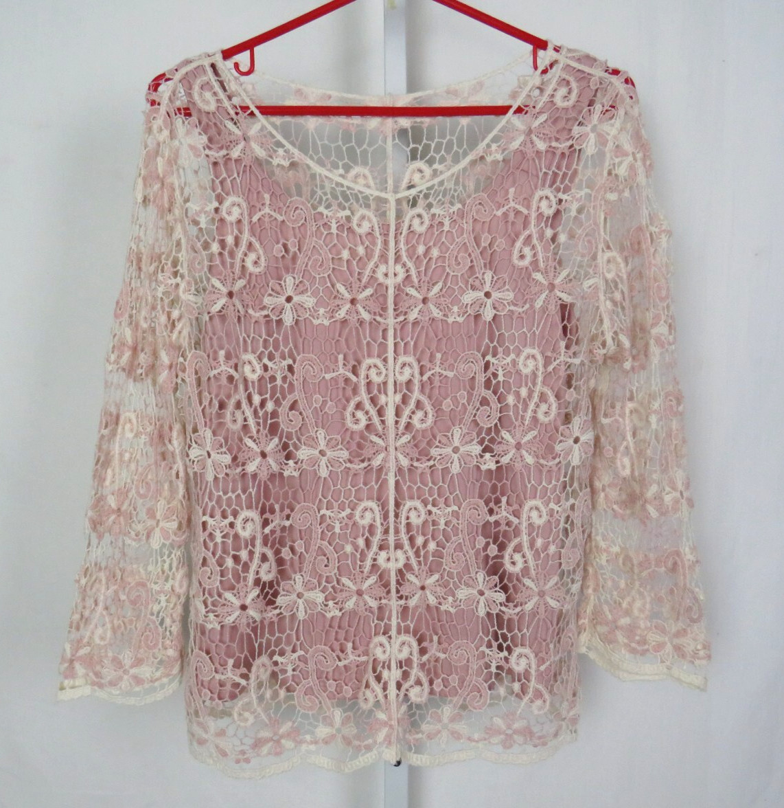 VTG 1980s 90s OSCAR DE LA RENTA ACTIVE FLORAL CROCHETED LACE TOP CREAM MAUVE