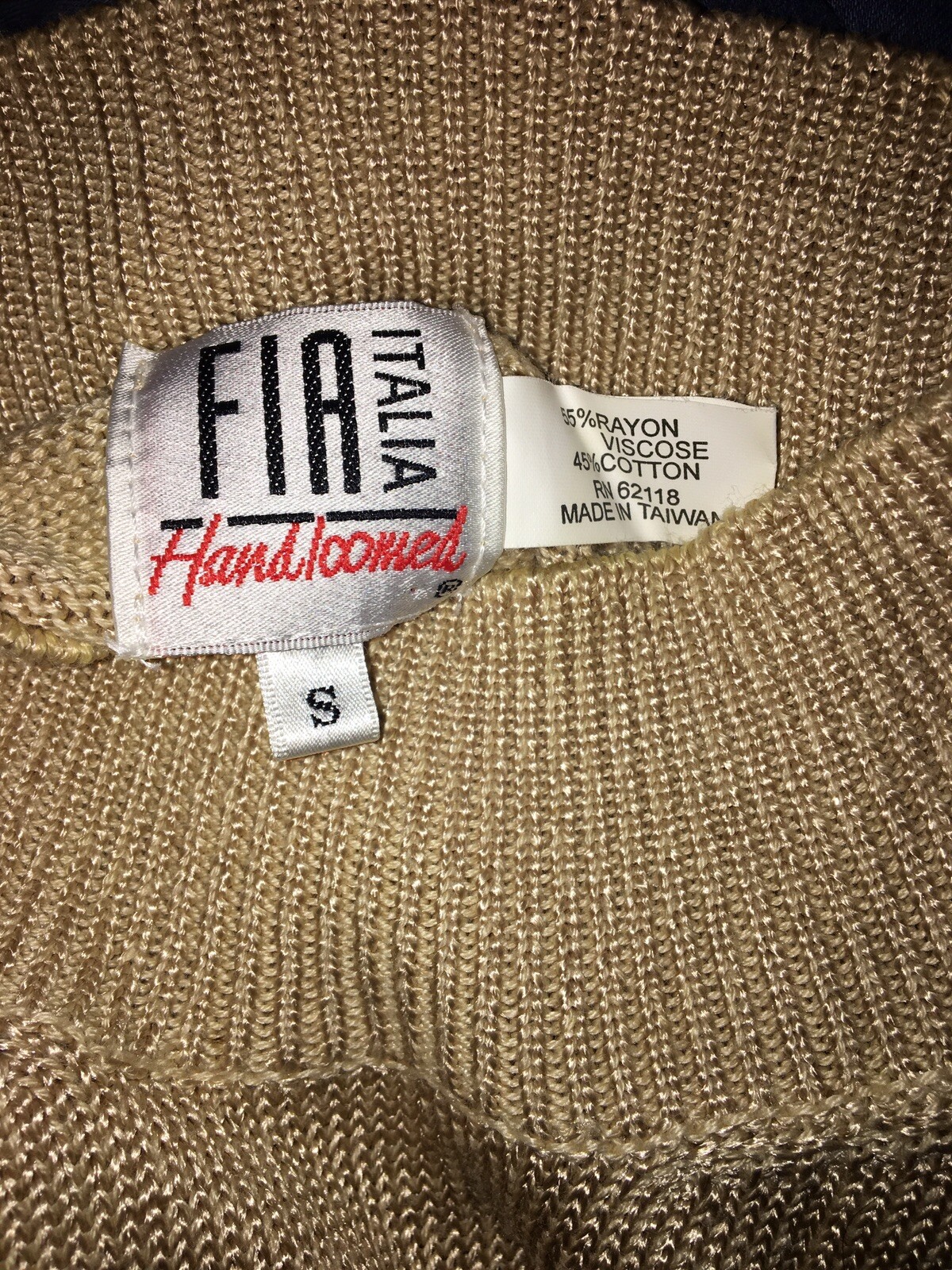 Vintage 1970’s Fia Italia Handloomed Gold Short Sleeve Sweater Size Small