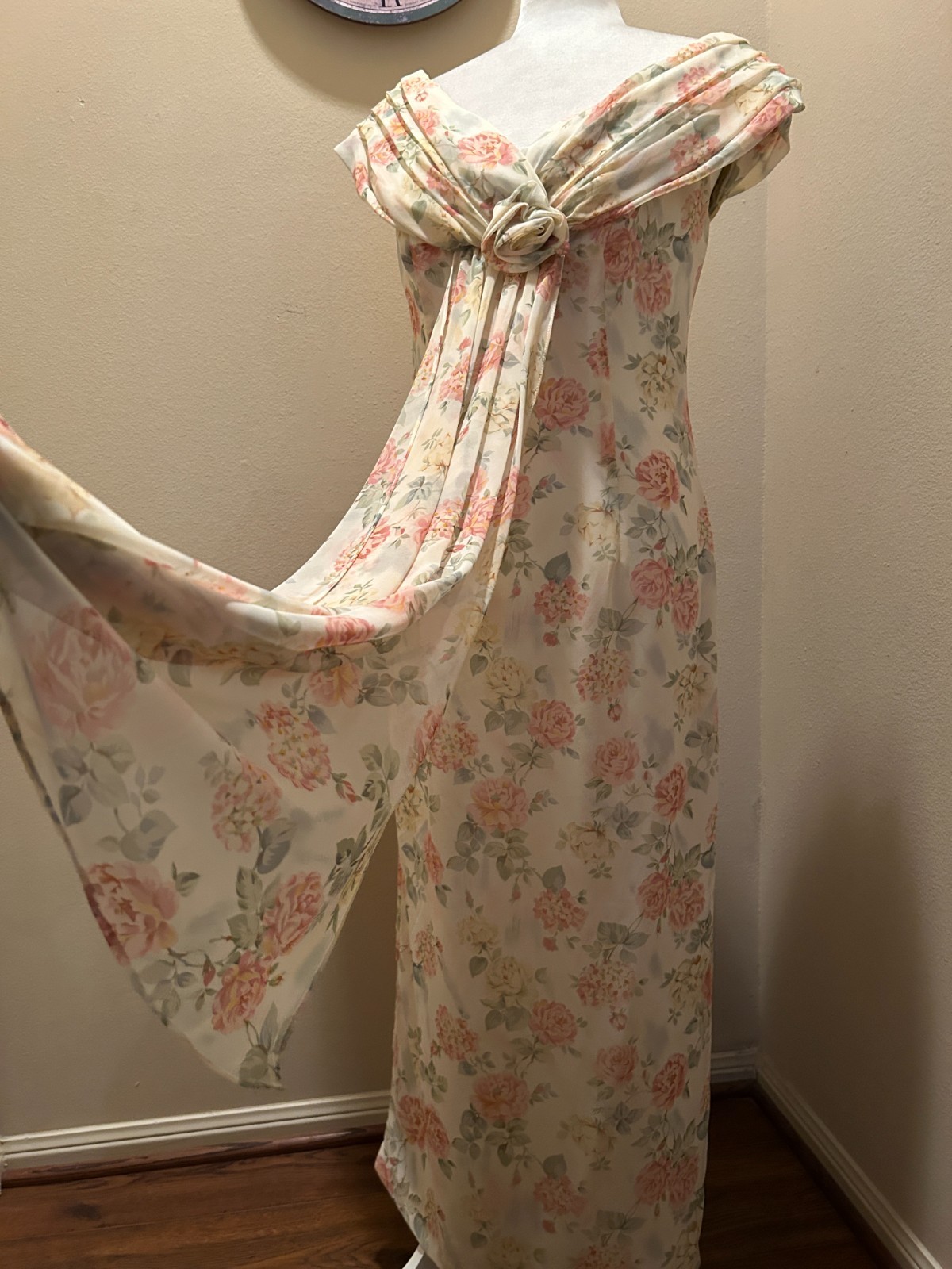 Vintage CDC Evening Maxi Floral Roses Tea Dress Size M made USA