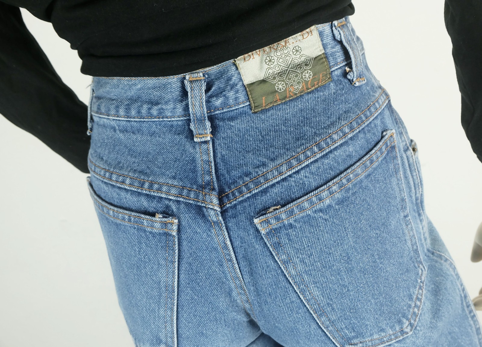 80s 90s true vintage high waist JEANS size S diversa…di la rage jeans italy