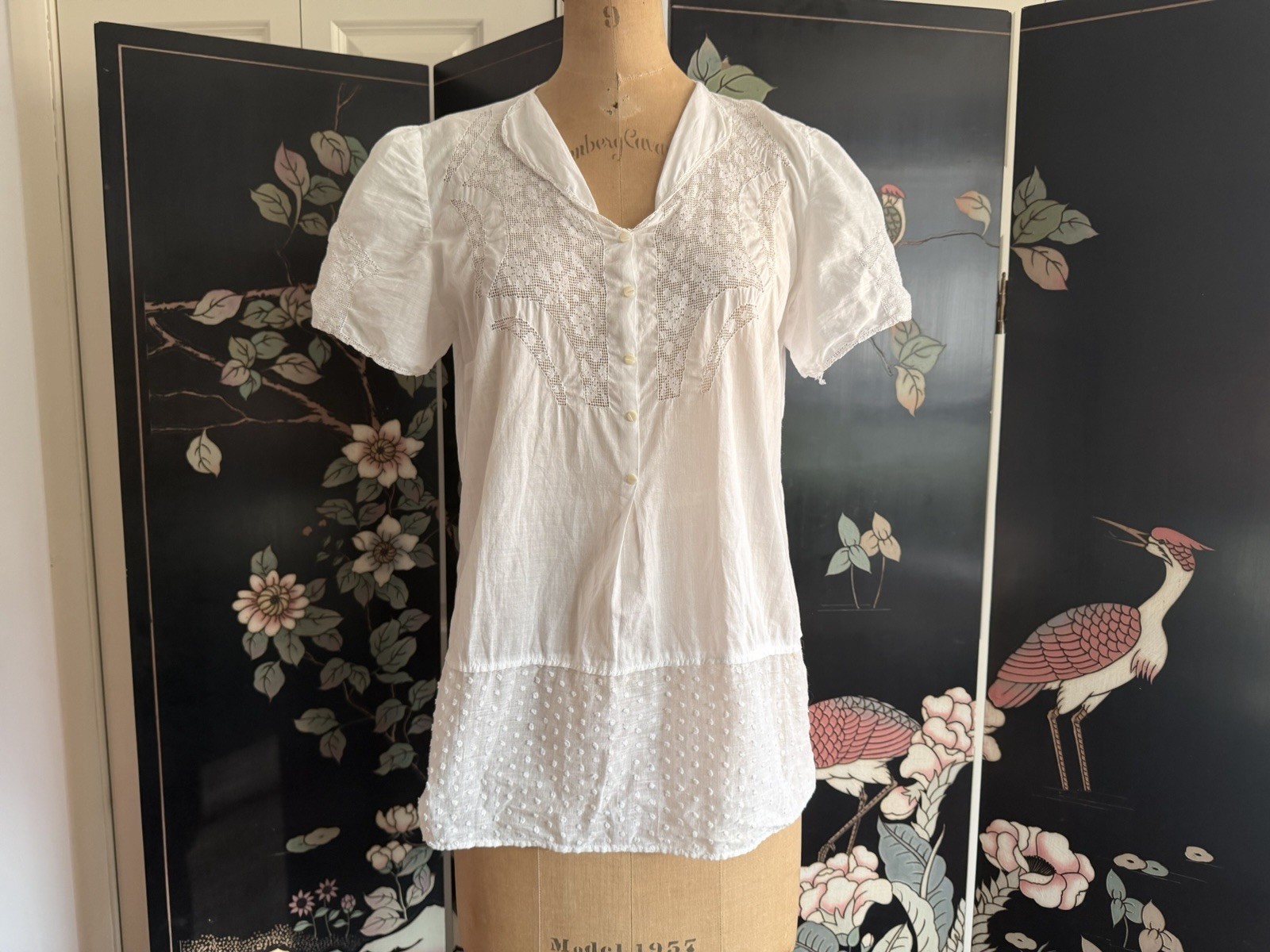 Vintage 1940’s White Cotton Blouse Dotted Swiss & Crochet Lace Puff Sleeve Top