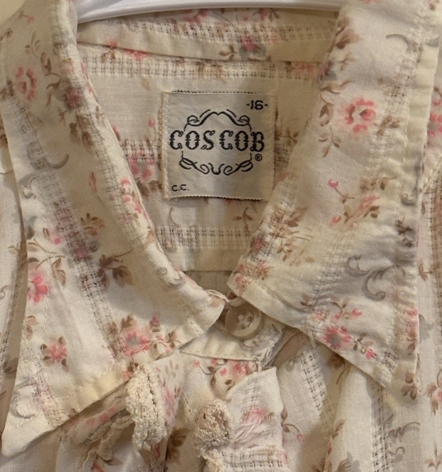 Women’s Vintage Cos Cob Floral Button Up Long Sleeve Blouse W/ lace trim Sz 16