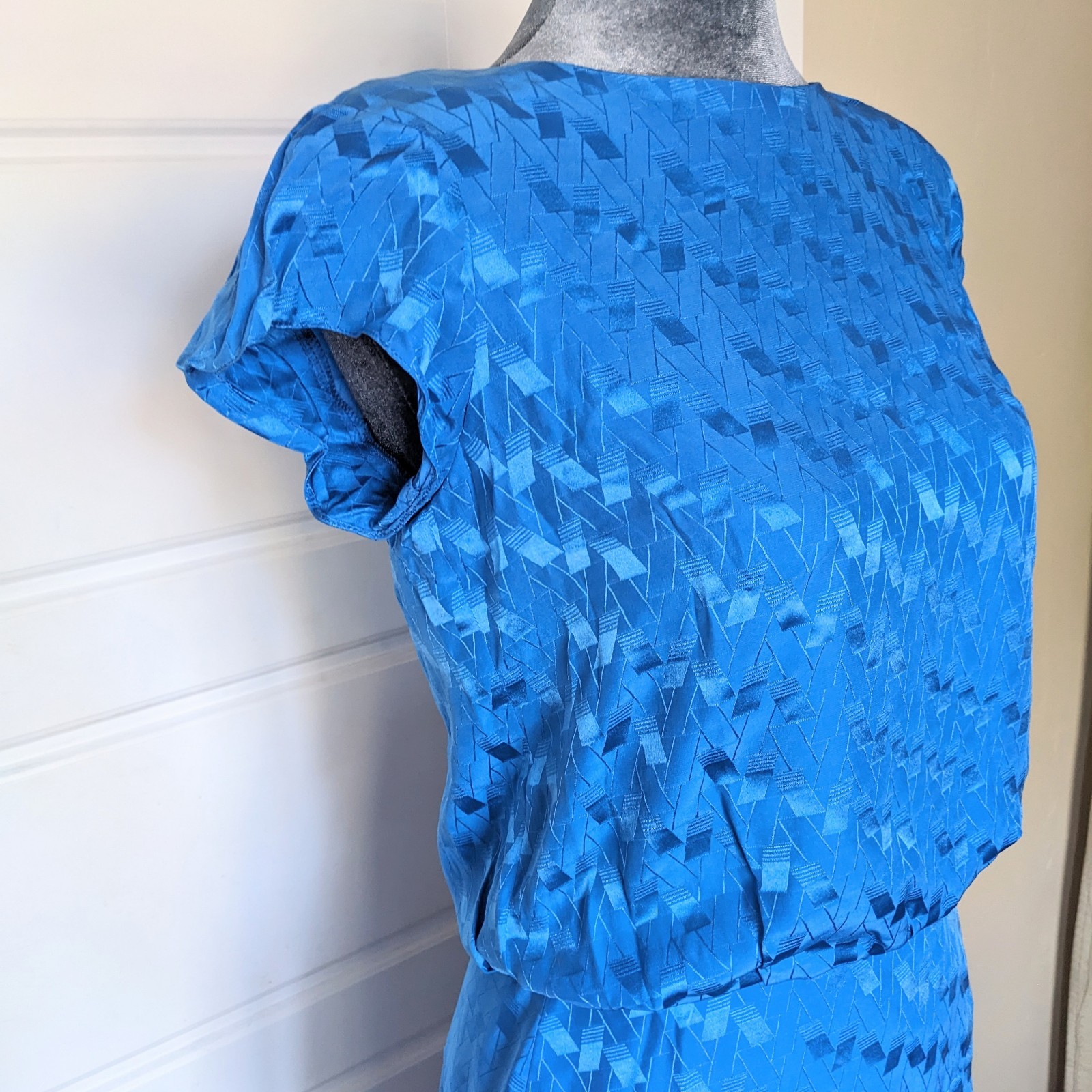 Vintage 80s Blue Silk Midi Dress Sz 4 Drop Waist Pleated Button Back Blouson