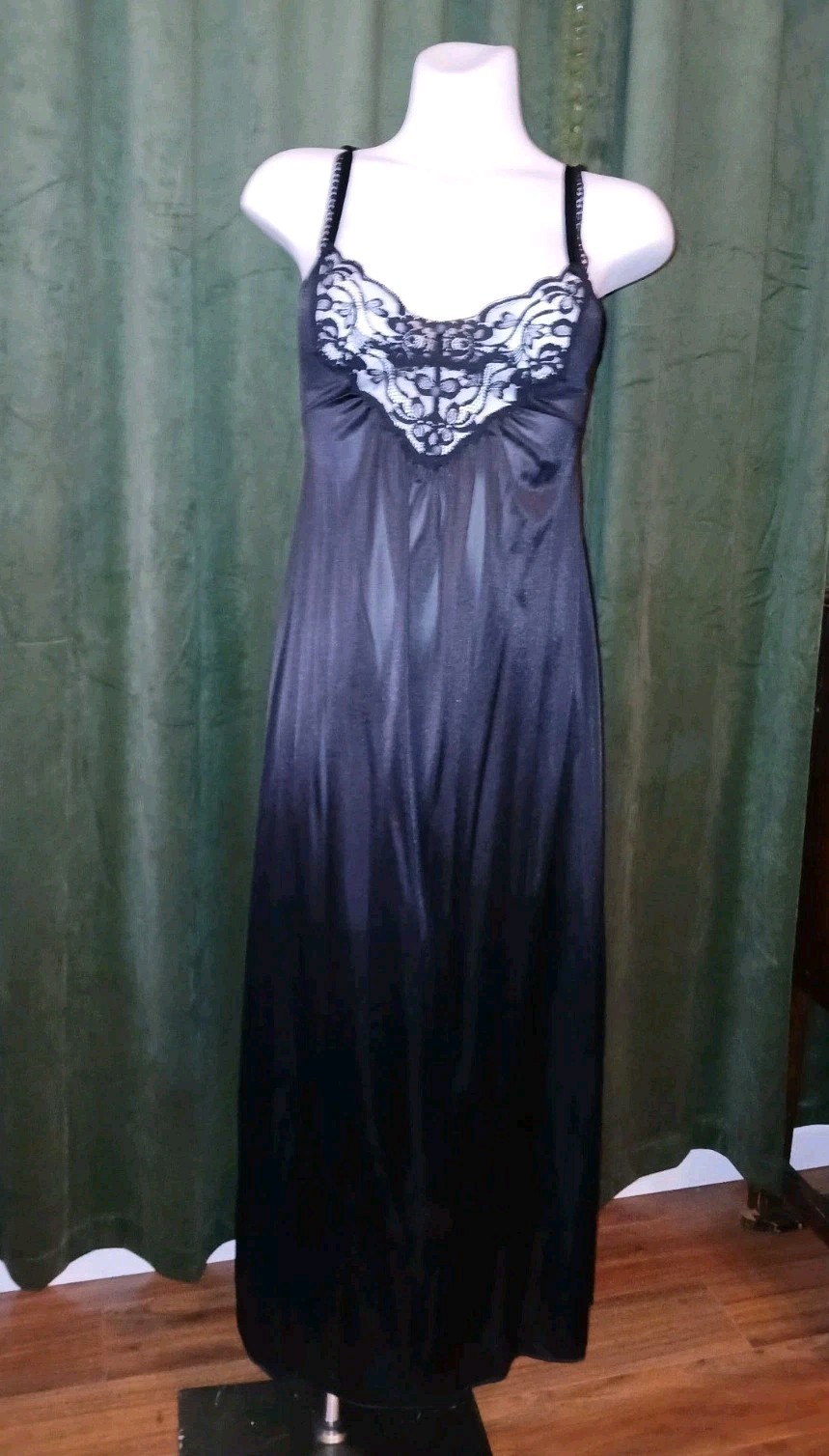 Vintage Miss Elaine Black Silky Nylon Floral Lace Bodice Nightgown Lingerie S