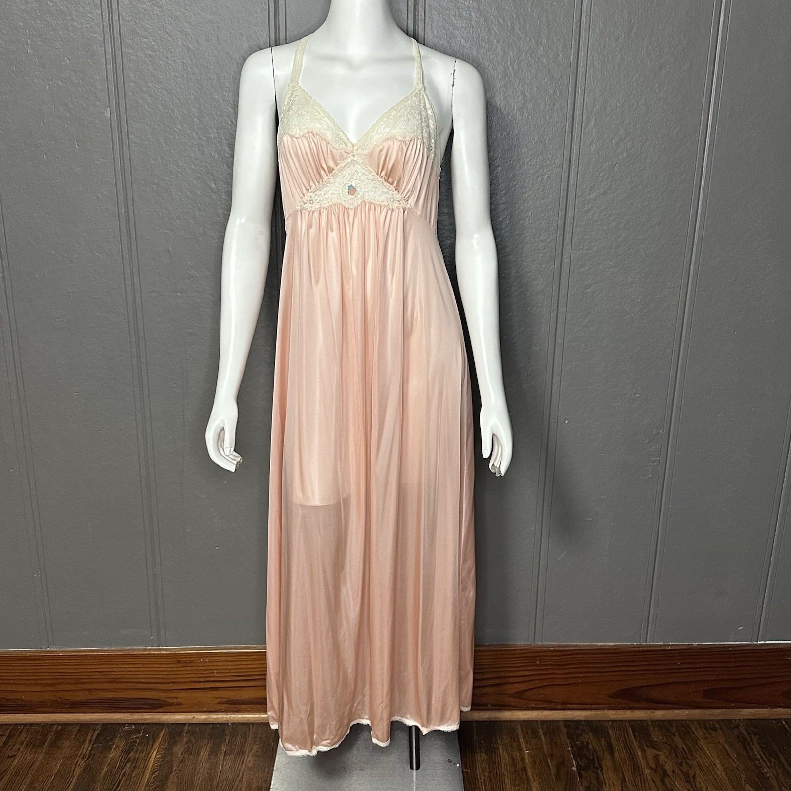 Vintage Vassarette Peach Nightgown