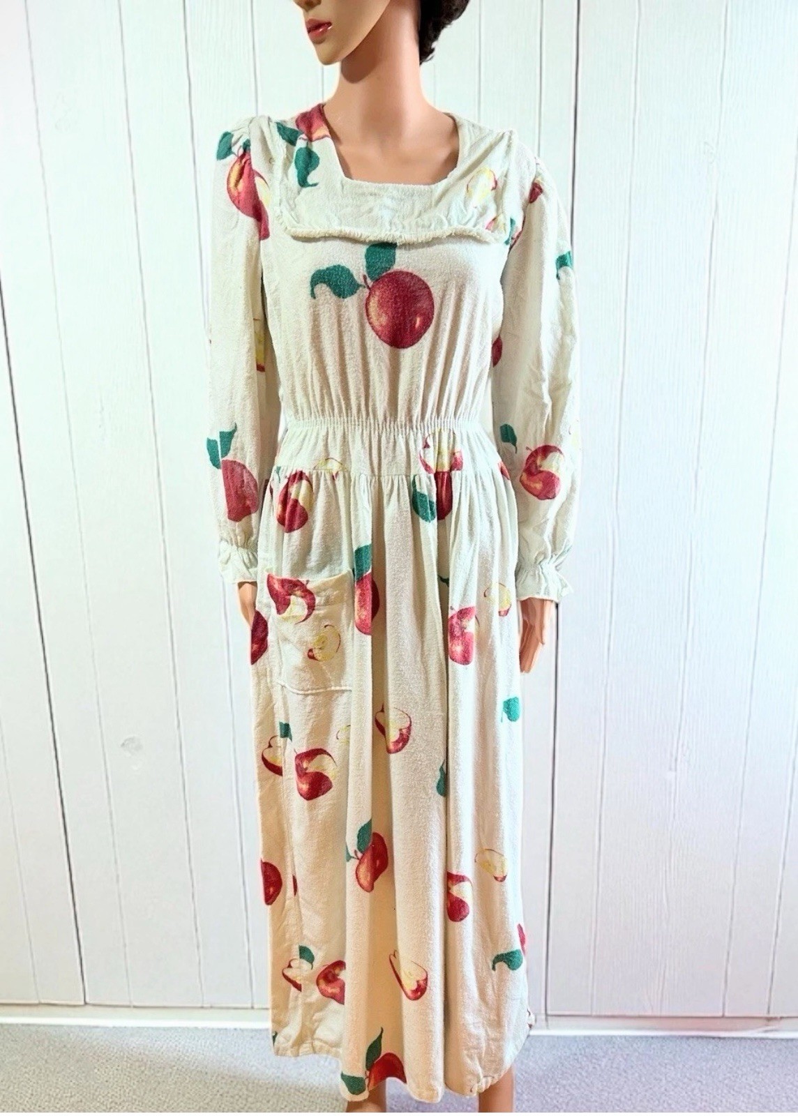 Vtg 70s Loungegown Apple Print Maxi Dress Cottage Core Flannel Housecoat L Fall