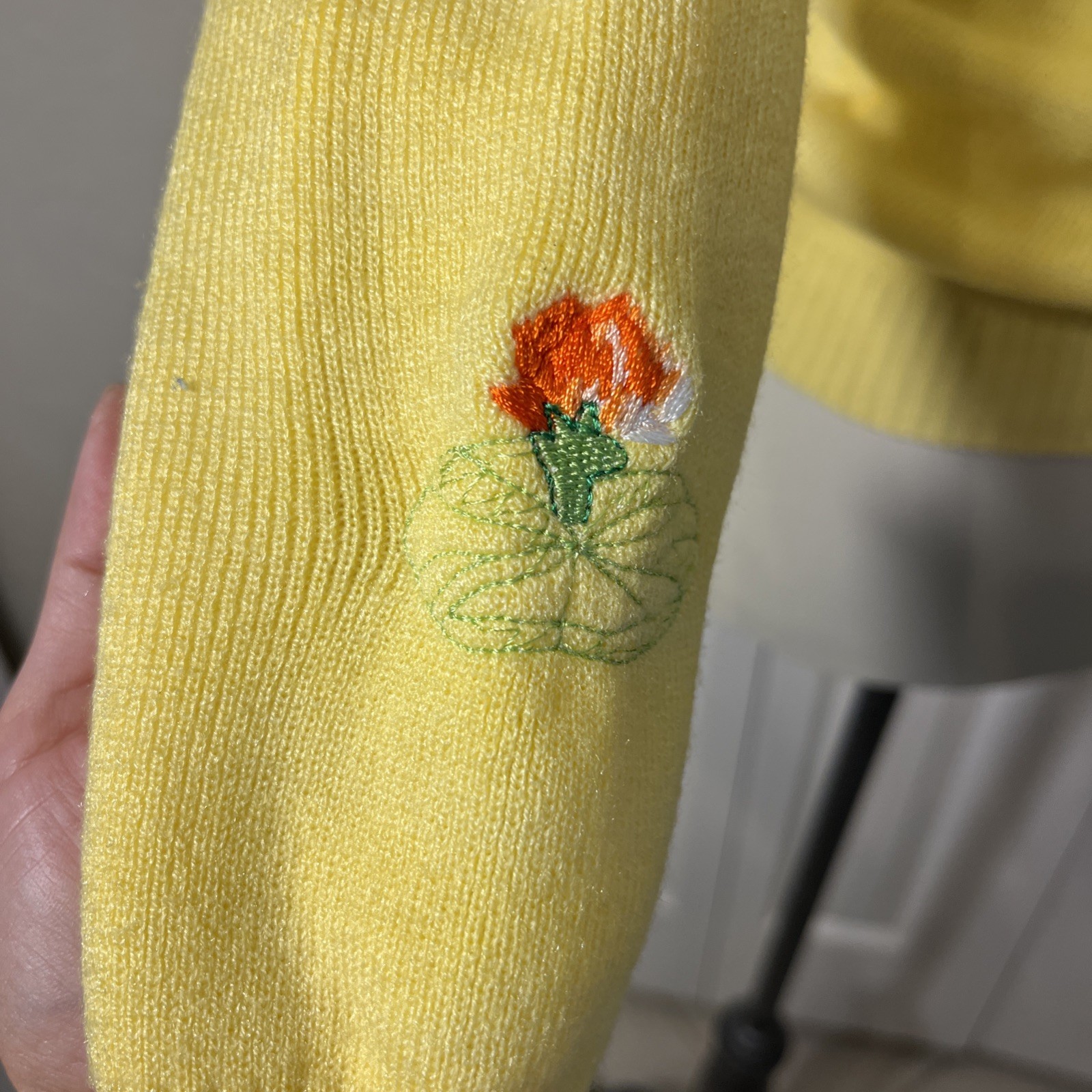 Cyn Les By Shirlee Vtg 1970’s Yellow Pullover Sweater With Pond Frogs Applique S