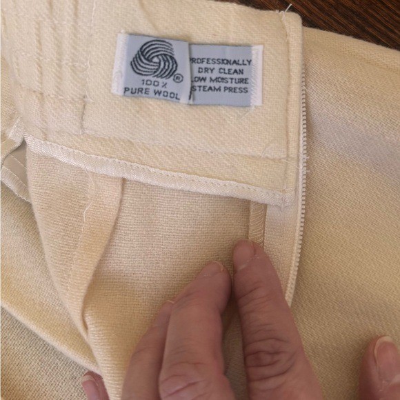 Vintage Norton McNaughton 100% Wool Cream A-Line Skirt