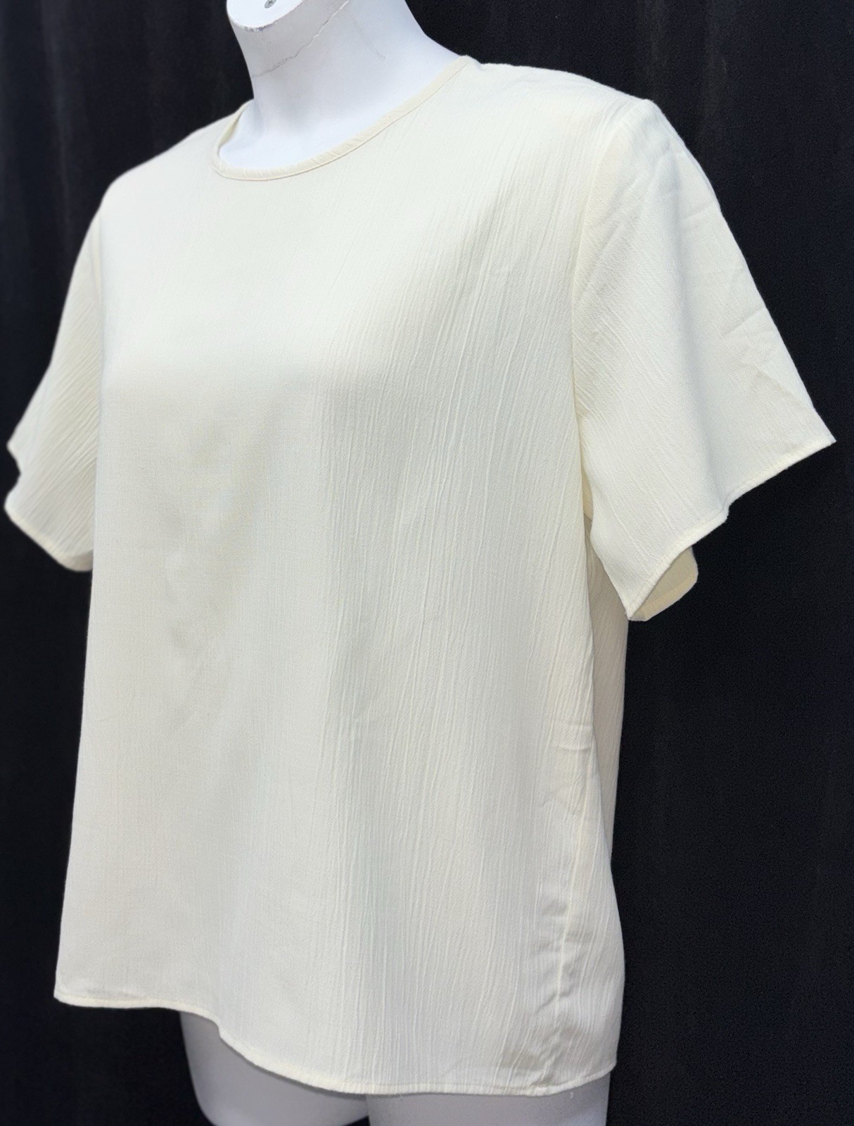 VTG Copy-Cats Women Size L Buttoned Keyhole Back Short Sleeve Top Solid Cream