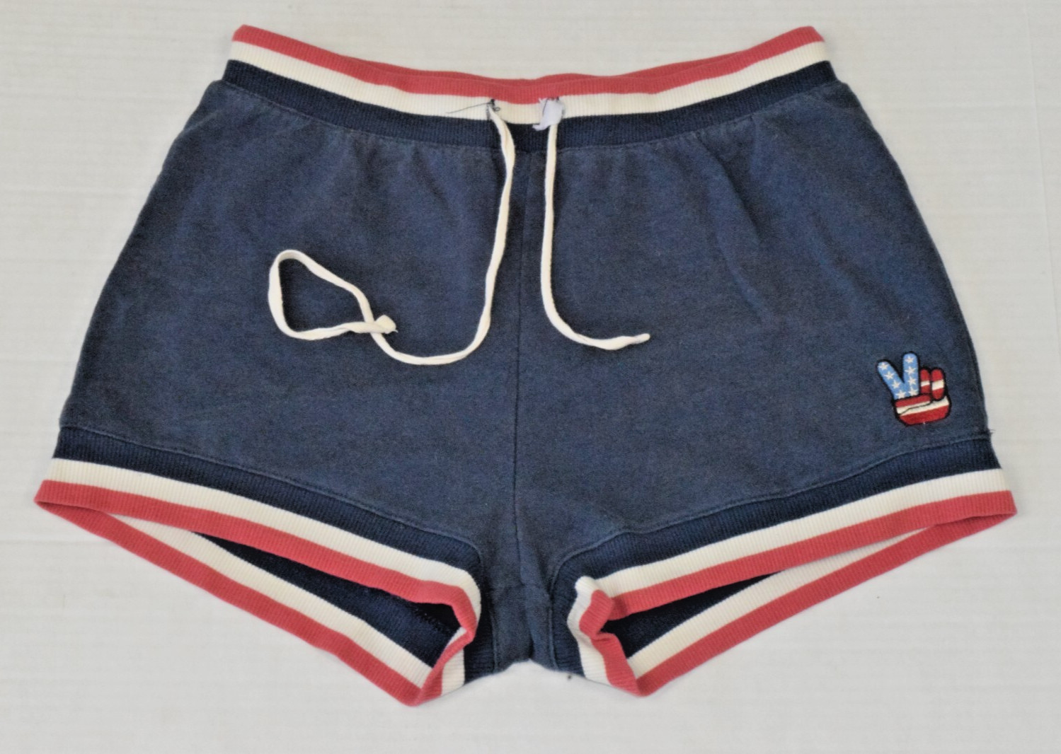 Vintage Shorts Junk Food Size M 90s Red White Blue Terrycloth Peace Sign Patch
