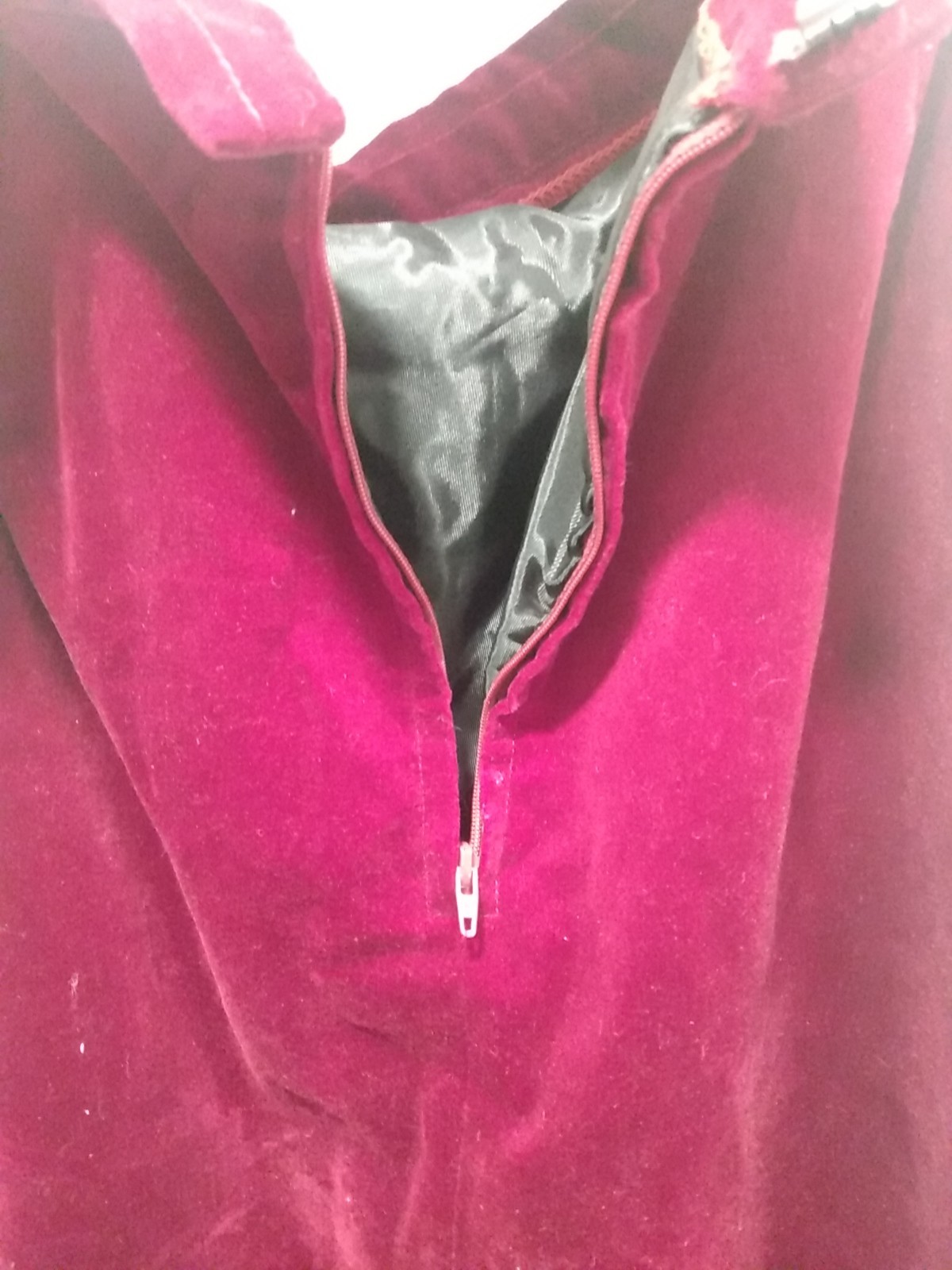 VTG Mountain Artisans Velvet Quilted Applique Skirt Burgundy Size 8 Handmade