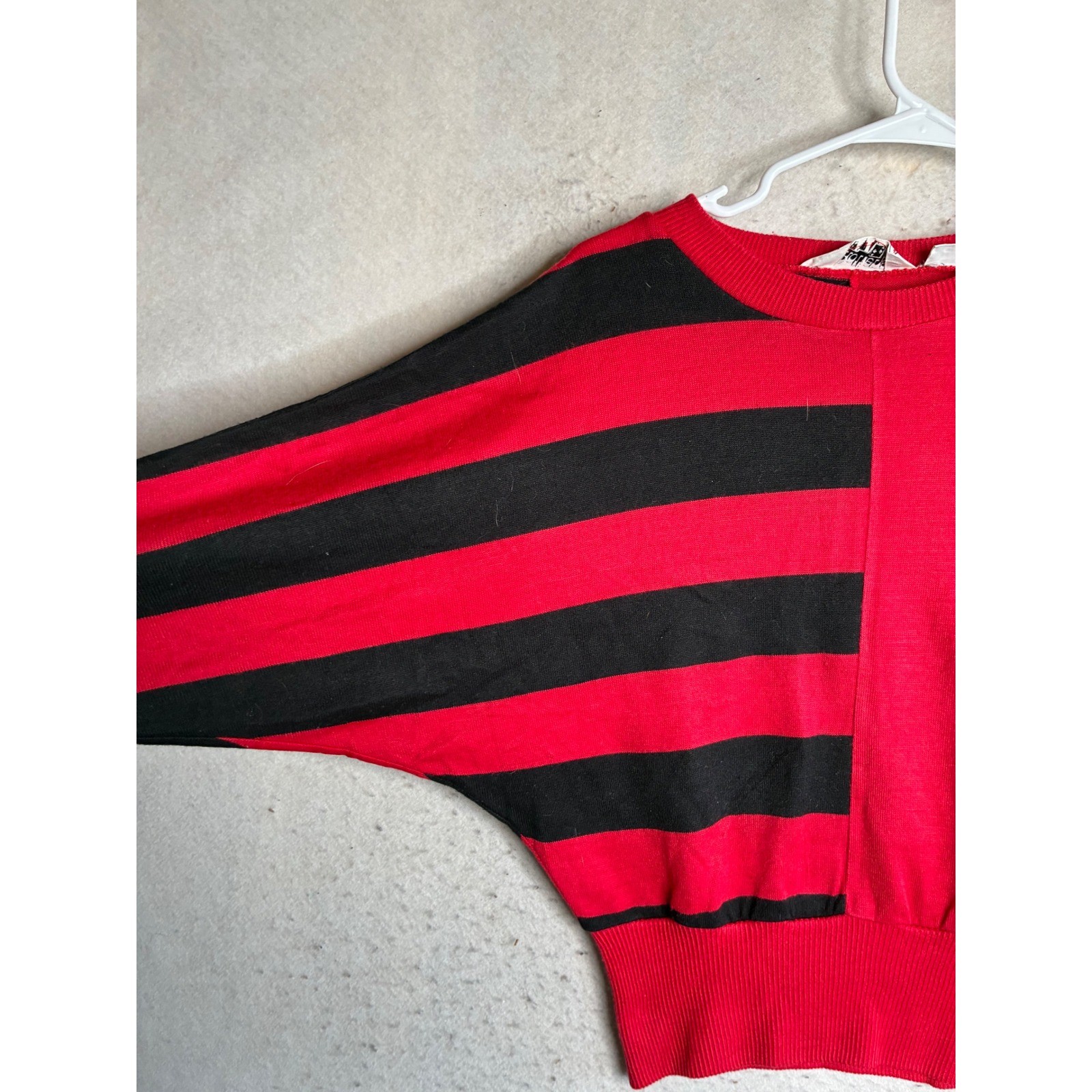 Vintage Hi Rollers Red Black Striped Batwing Sleeve Knit Sweater Large RN 60194