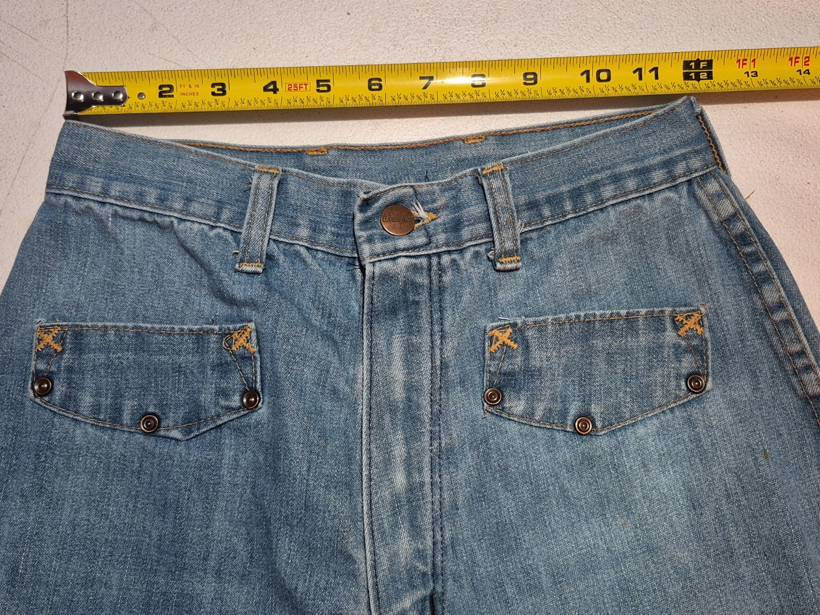 Vtg Wrangler Women’s High Rise Bell Bottoms Blue Jeans 24″? Waist-Stains-READ*