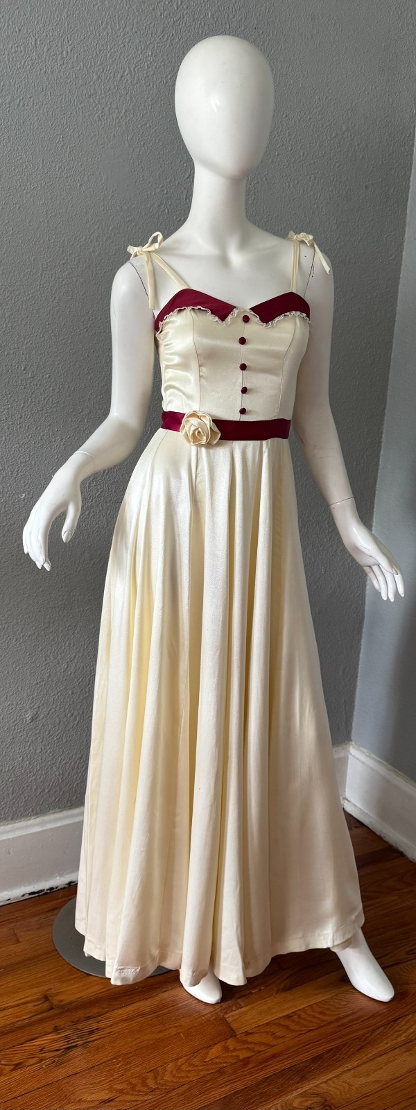 Vintage 40s Satin Ivory Full Sweep Formal Wedding Gown Dress XXS