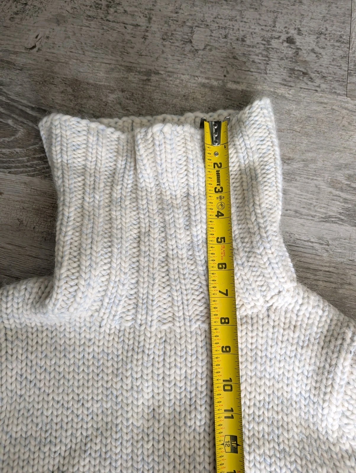 Vintage Gap Chunky White Donegal Turtleneck Sweater Size L Womens Wool Blend EUC