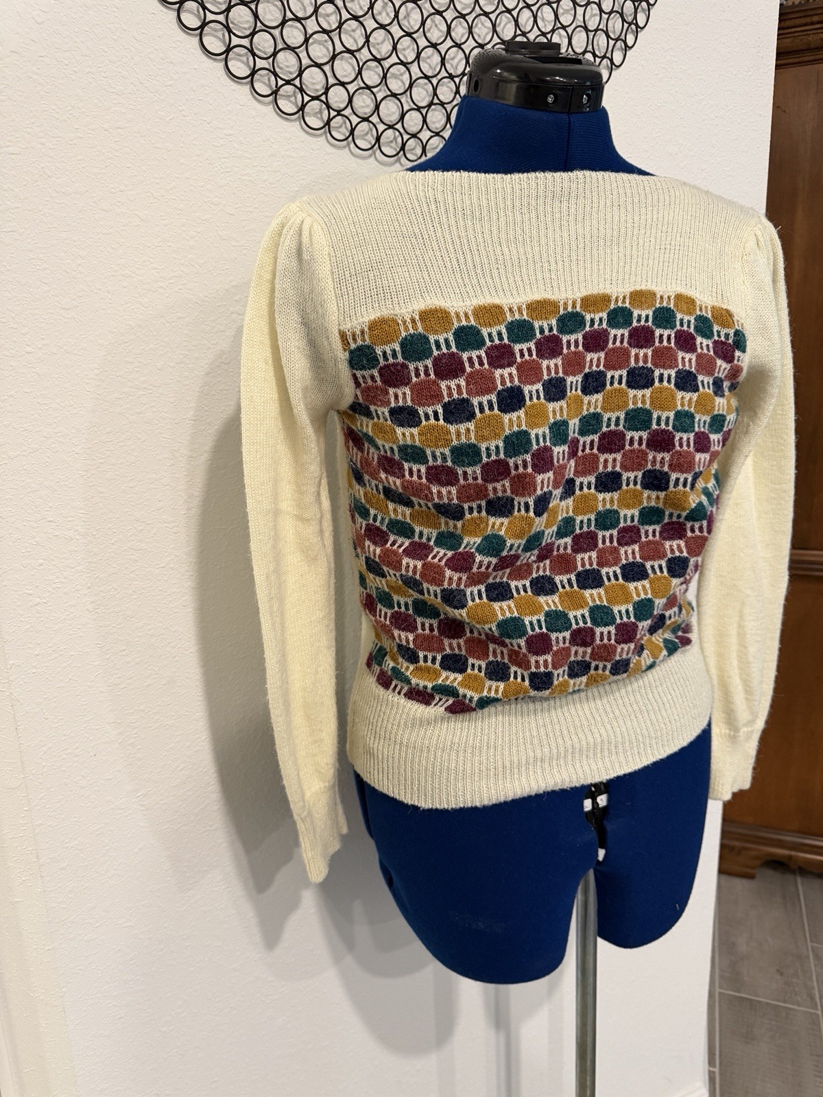 Women’s Vtg 70’s 80’s Sweater Size Small Medium