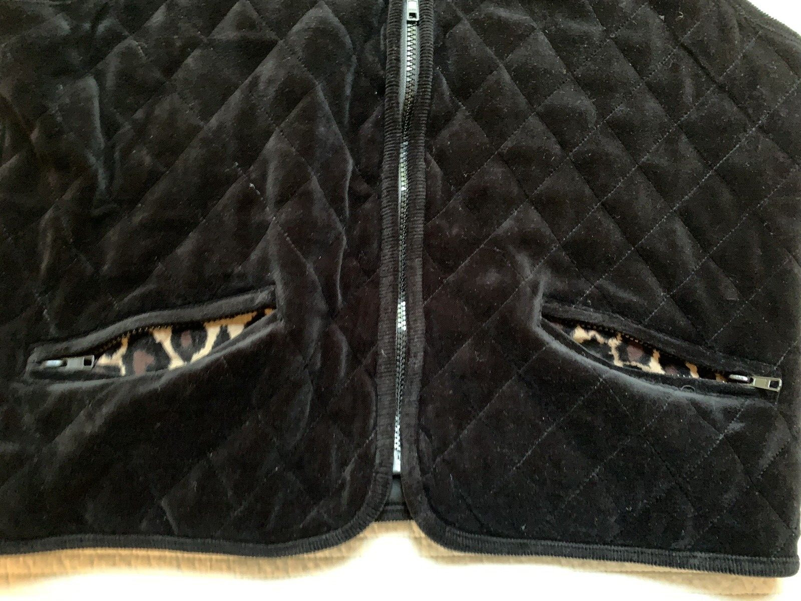 Vtg 'Carole Little Sport’ Sz L Bust 42 Black Quilted Corduroy Vest Zip Pockets