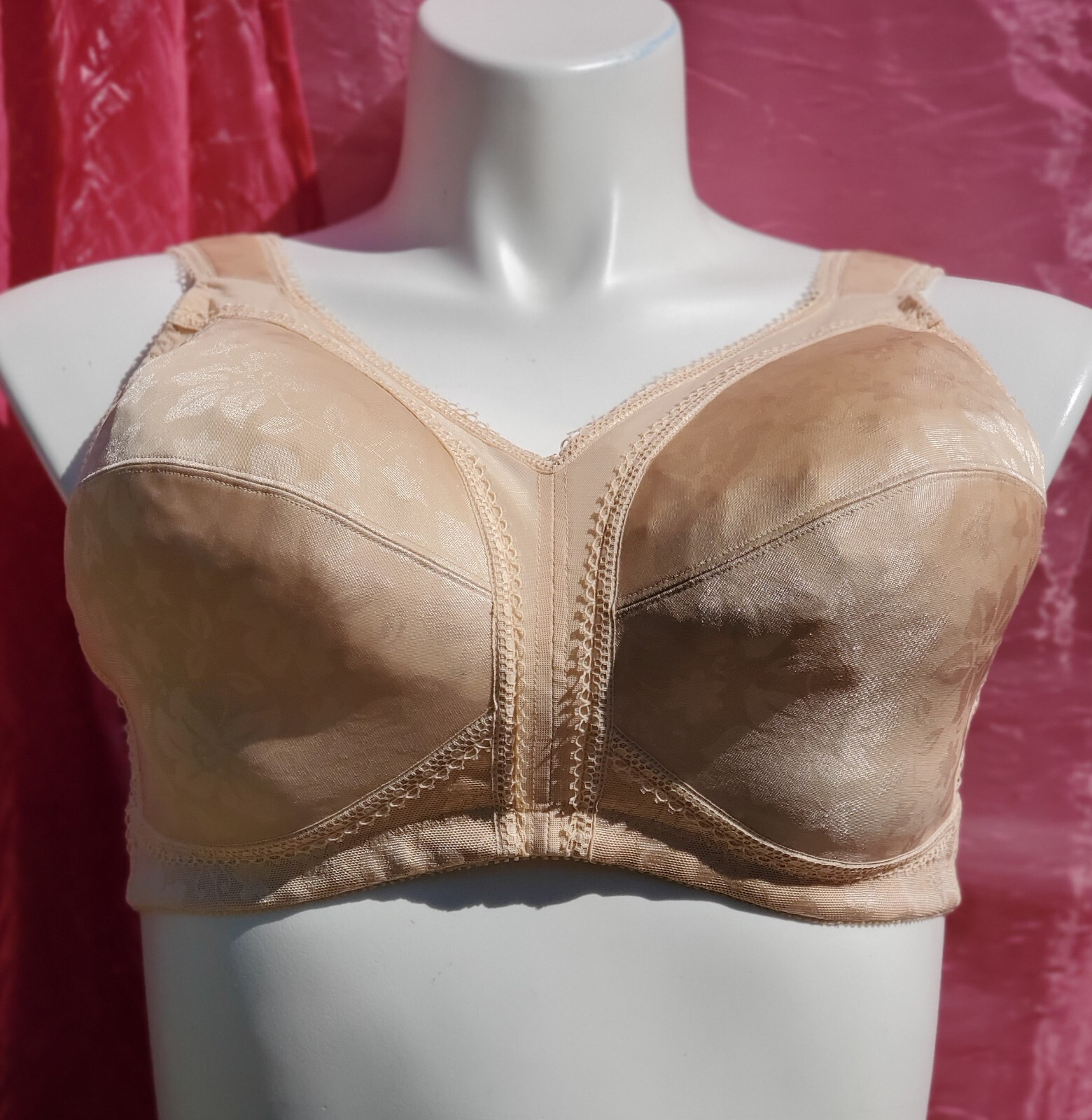 Underscore Bra Size 42D Beige Silky Lace Sexy Sissy Pin-up Crossdress Y2K